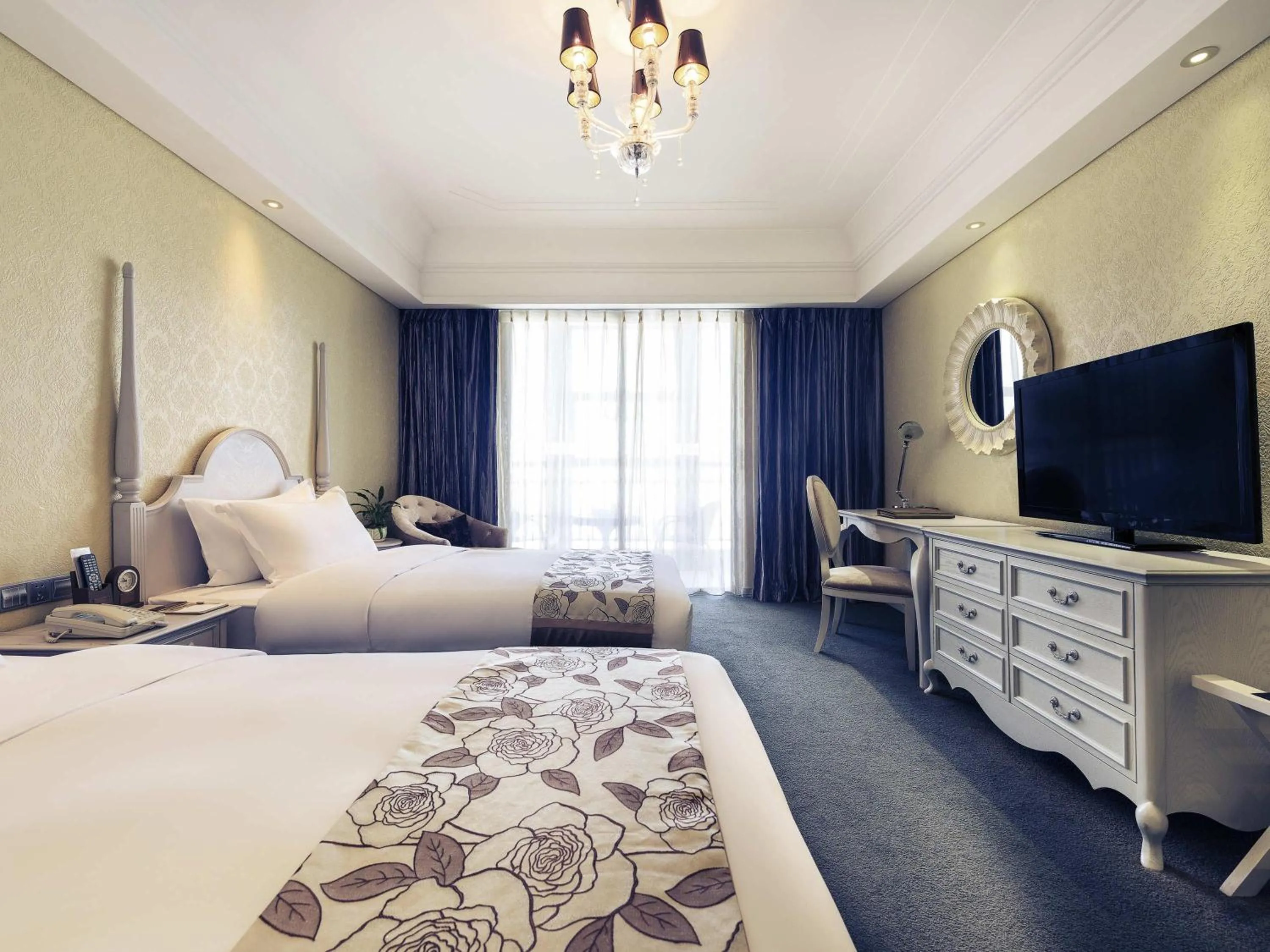 Bedroom, Bed in Mercure Xiamen Exhibition Centre