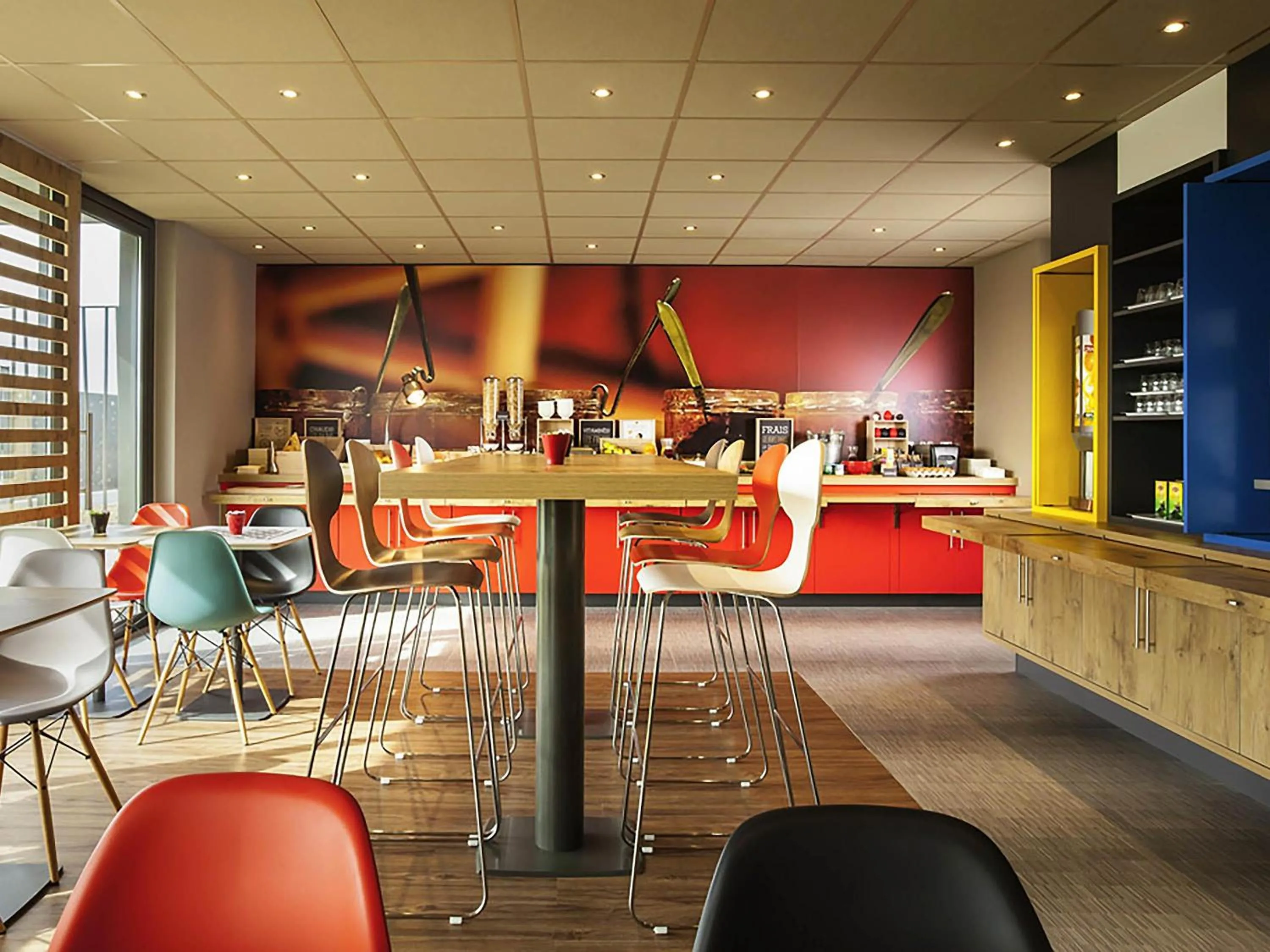 Breakfast in ibis Sens