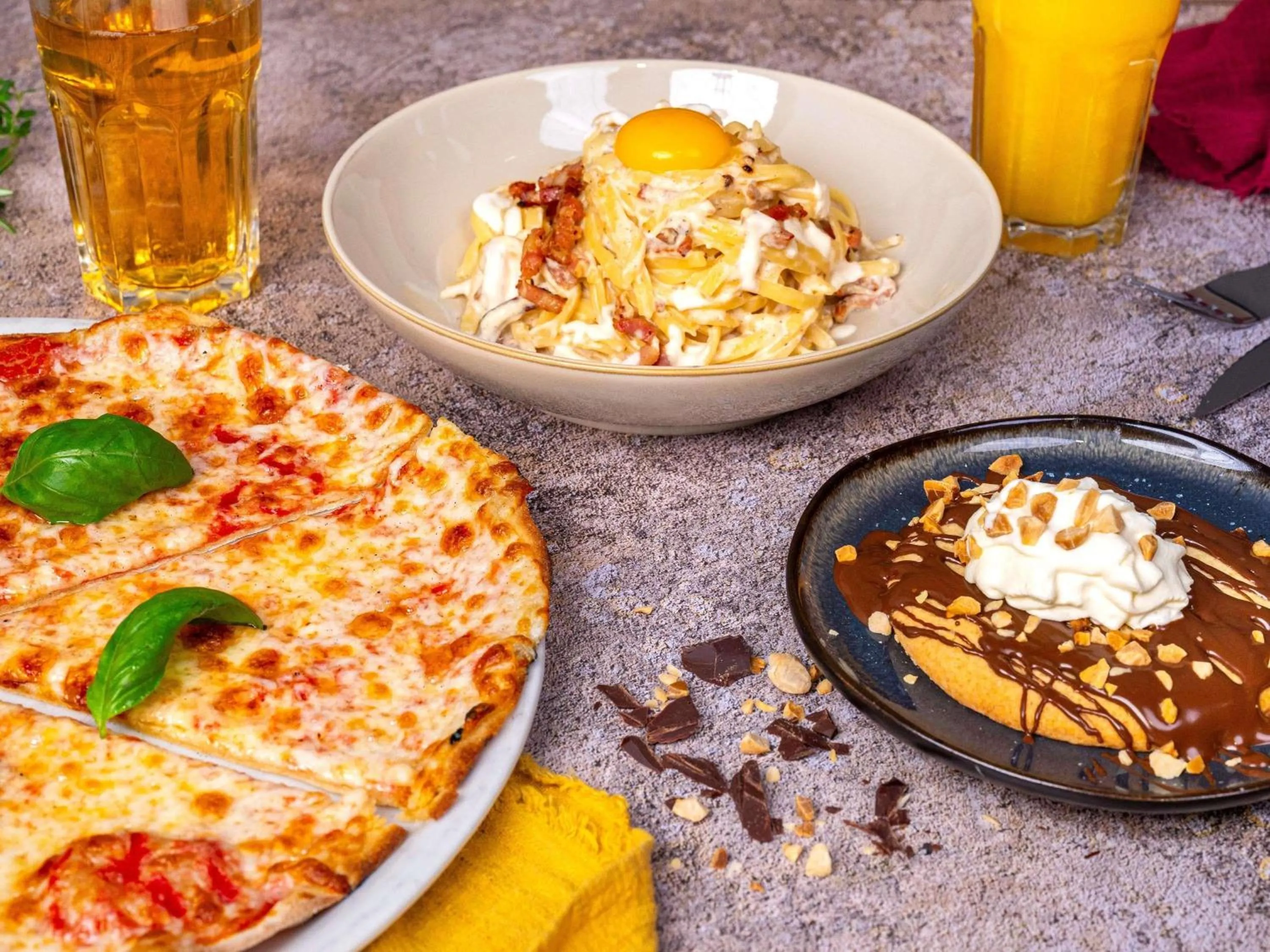 Restaurant/places to eat in ibis Sens