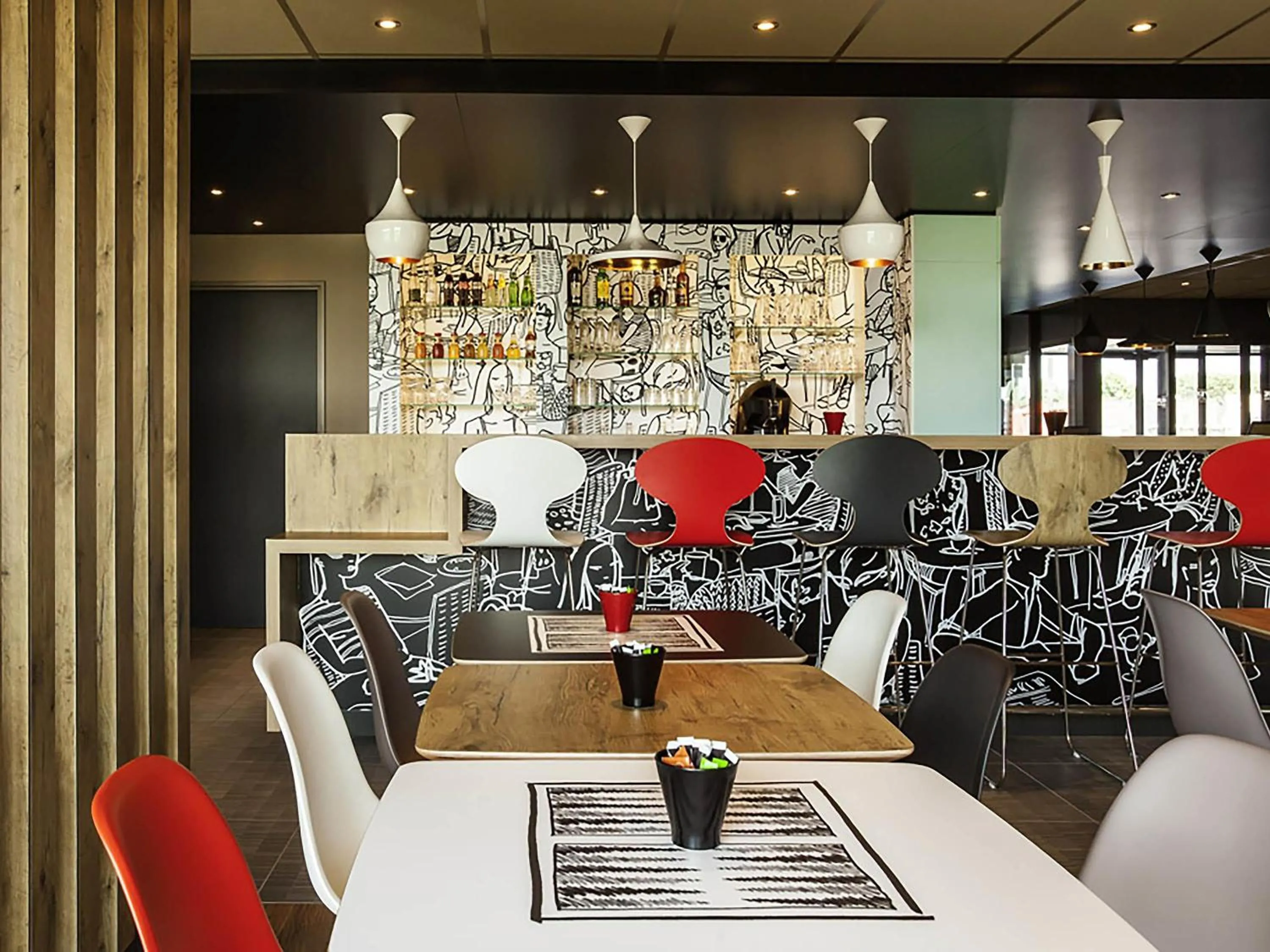 Lounge or bar in ibis Sens