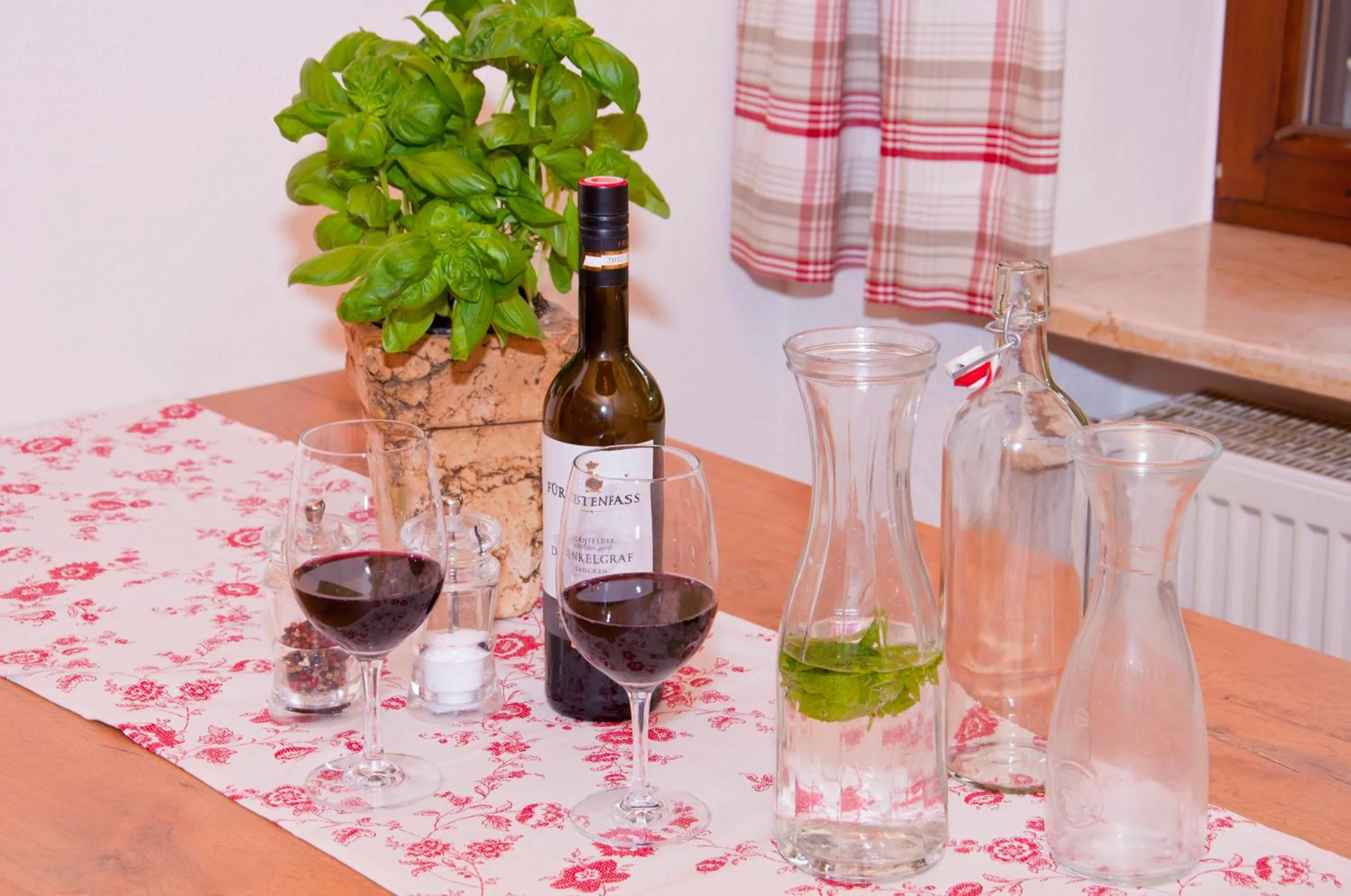 Dining area in Alp-Chalet