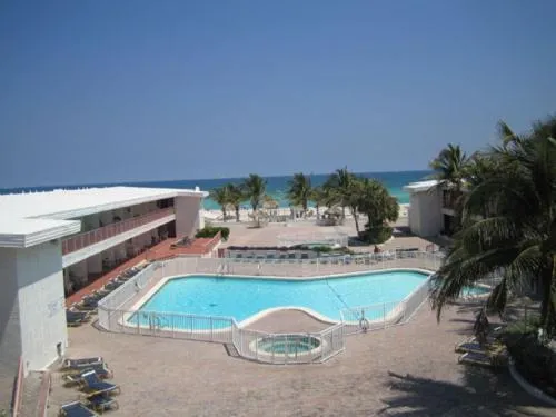 Swimming pool in Sahara Beach Club