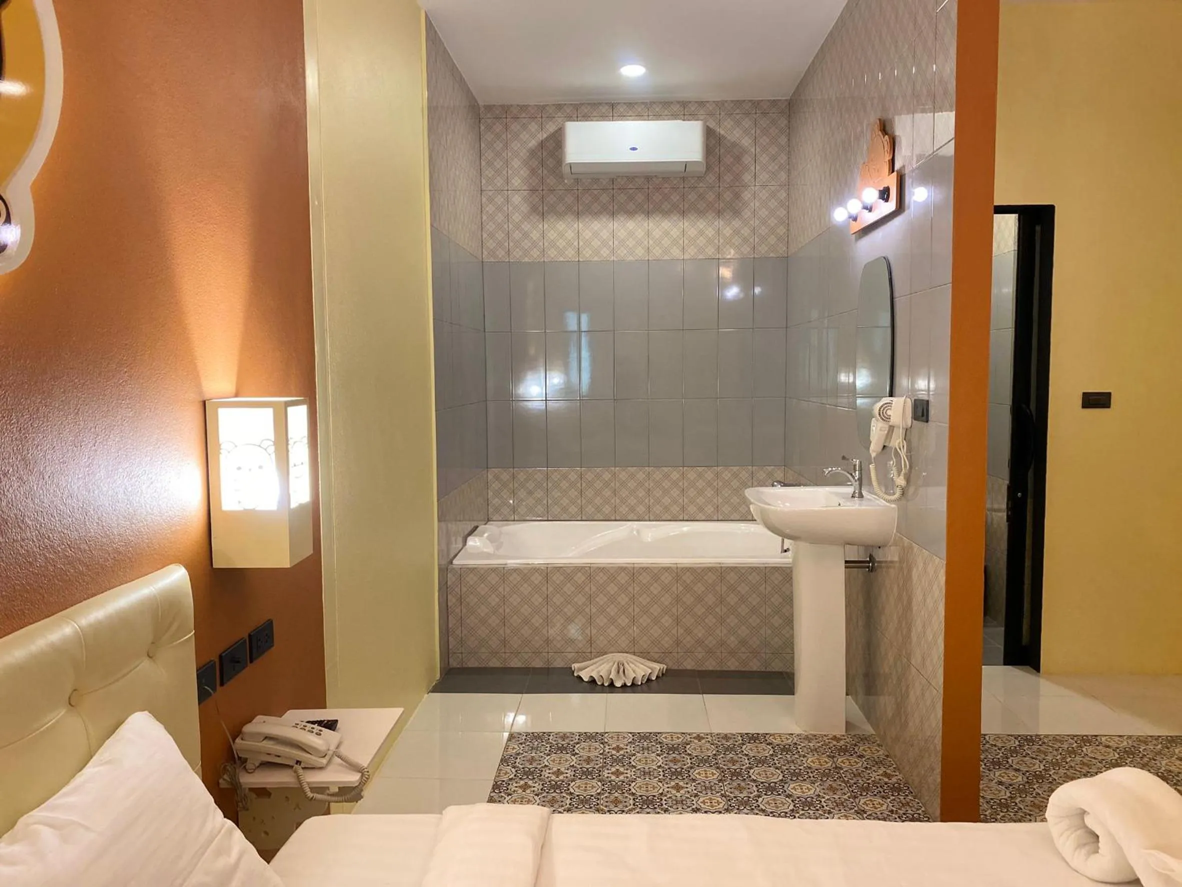 Bath, Bed in Bedvilla Chiangrai