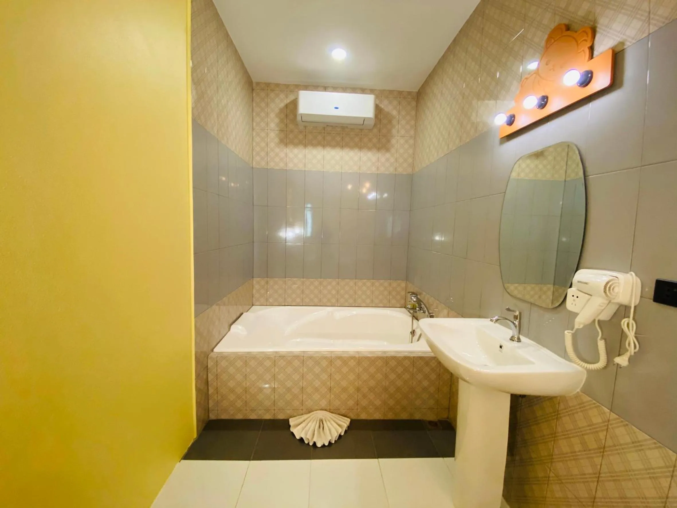 Bath in Bedvilla Chiangrai