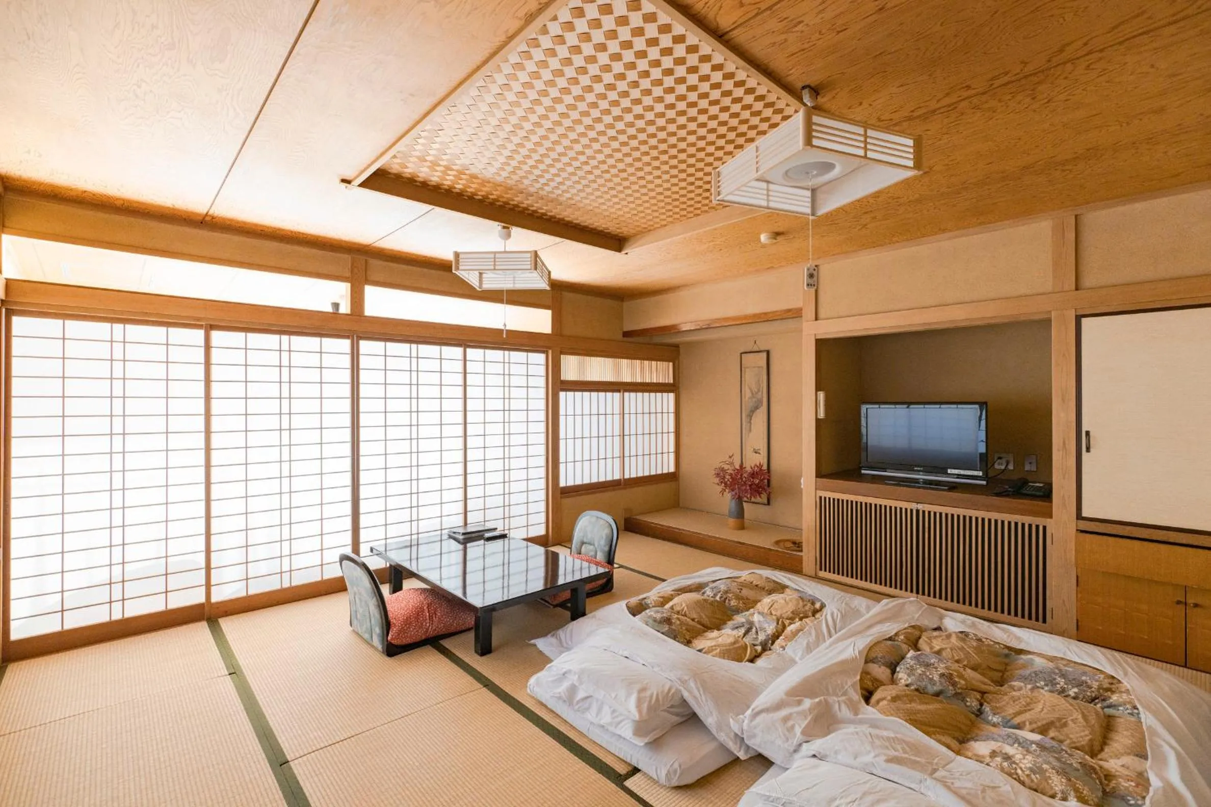 Photo of the whole room, Bed in Hokkawa Onsen Hotel