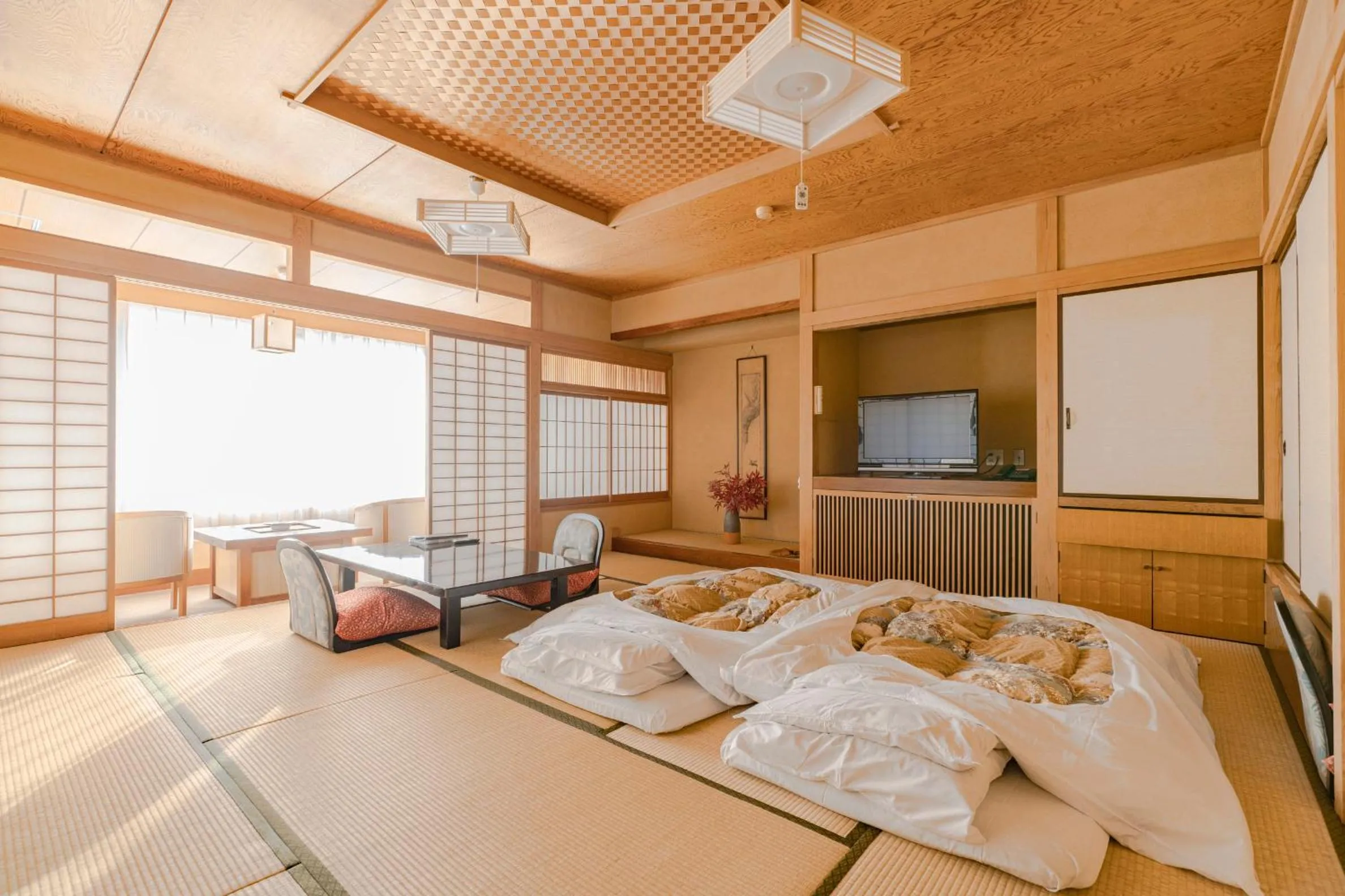 Bed in Hokkawa Onsen Hotel