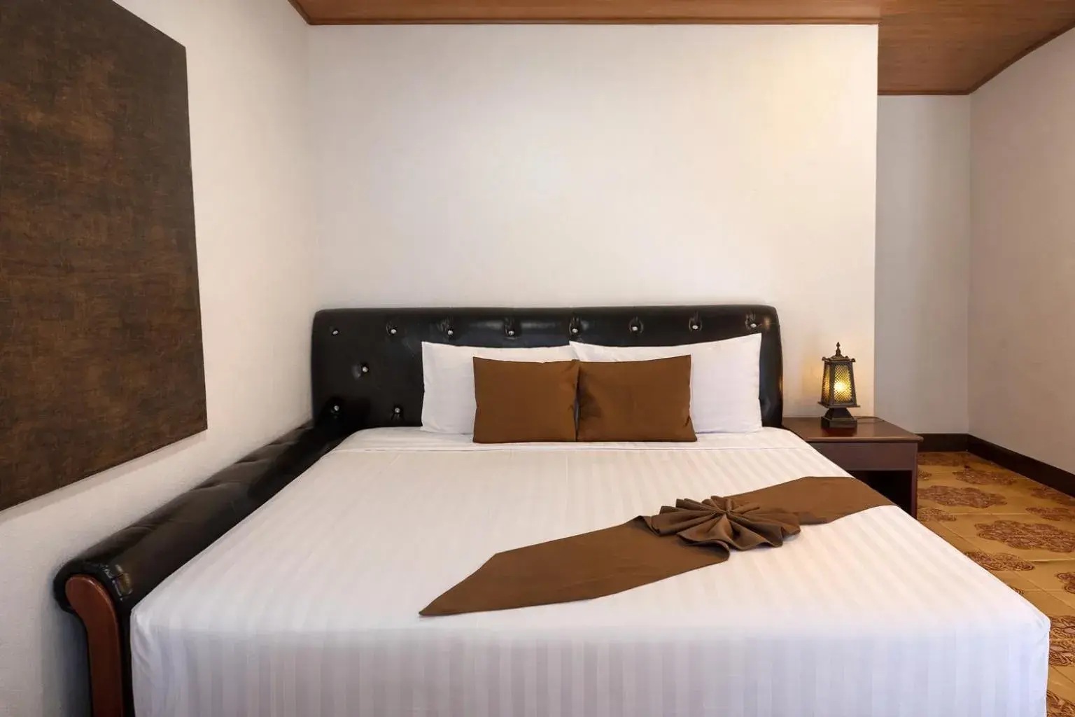 Superior King Room in Lanta L.D. Beach Bungalow Superior King Room in Lanta L.D. Beach Bungalow