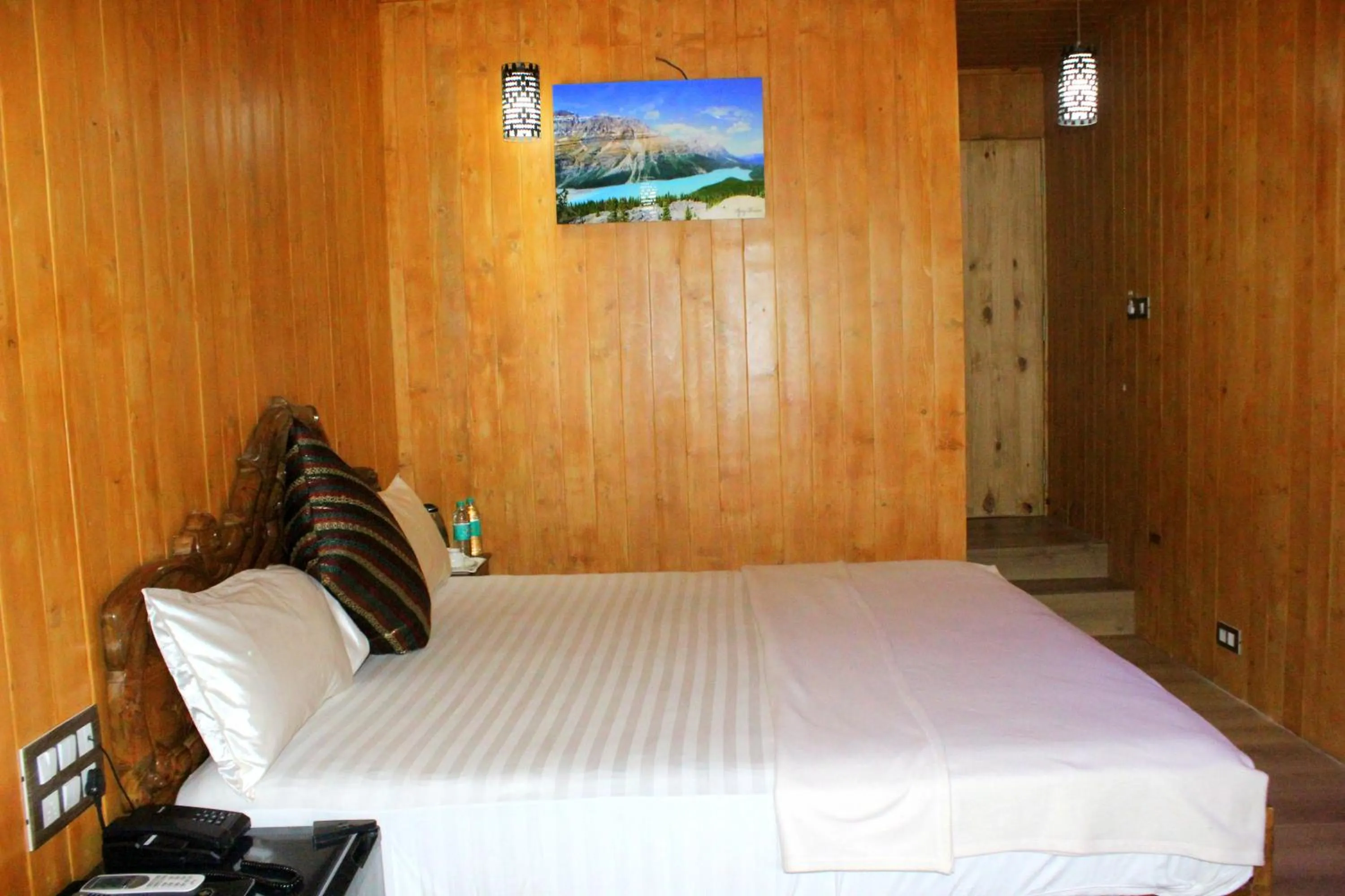 Hotel Toppers Corner