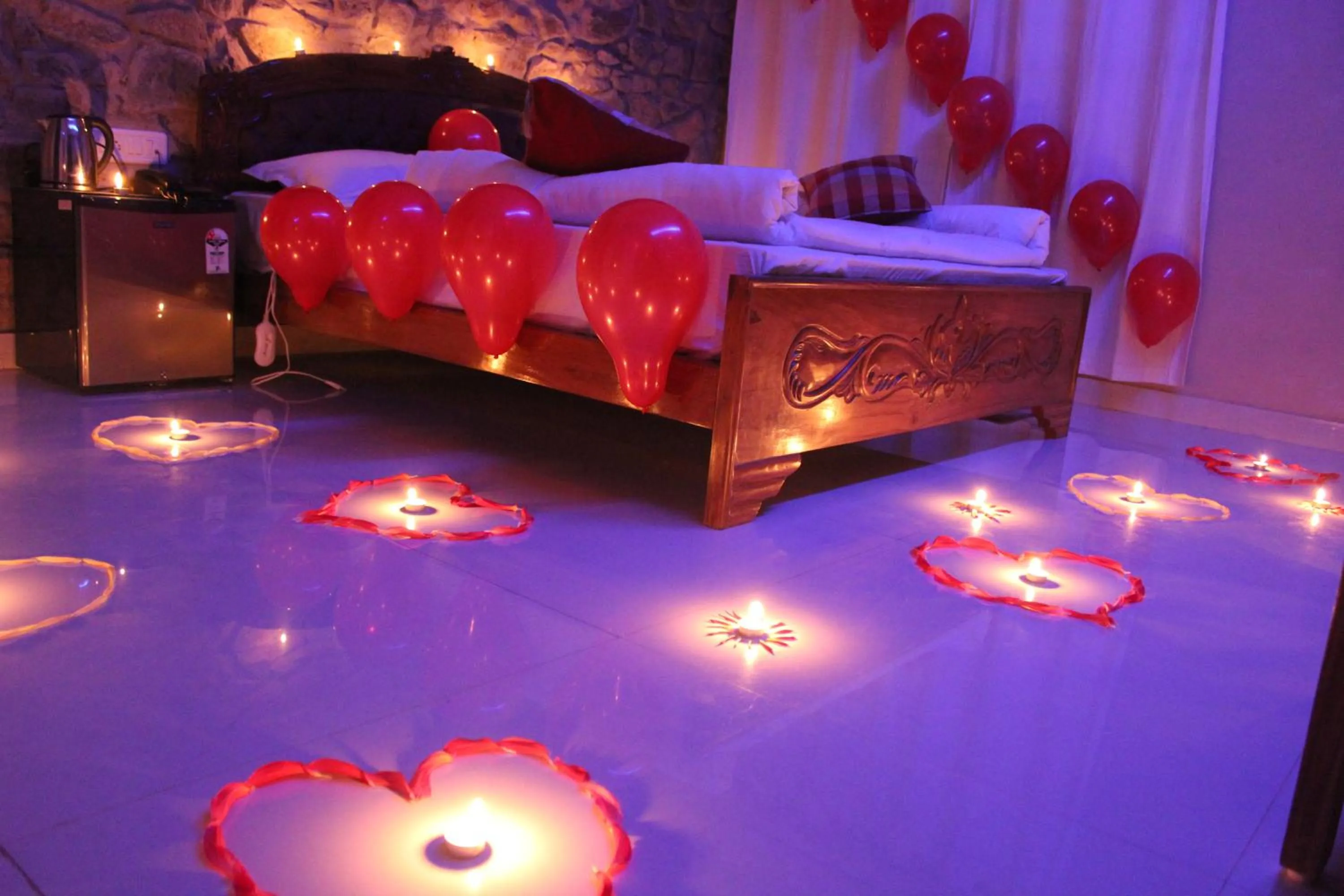 bunk bed in Hotel Toppers Corner