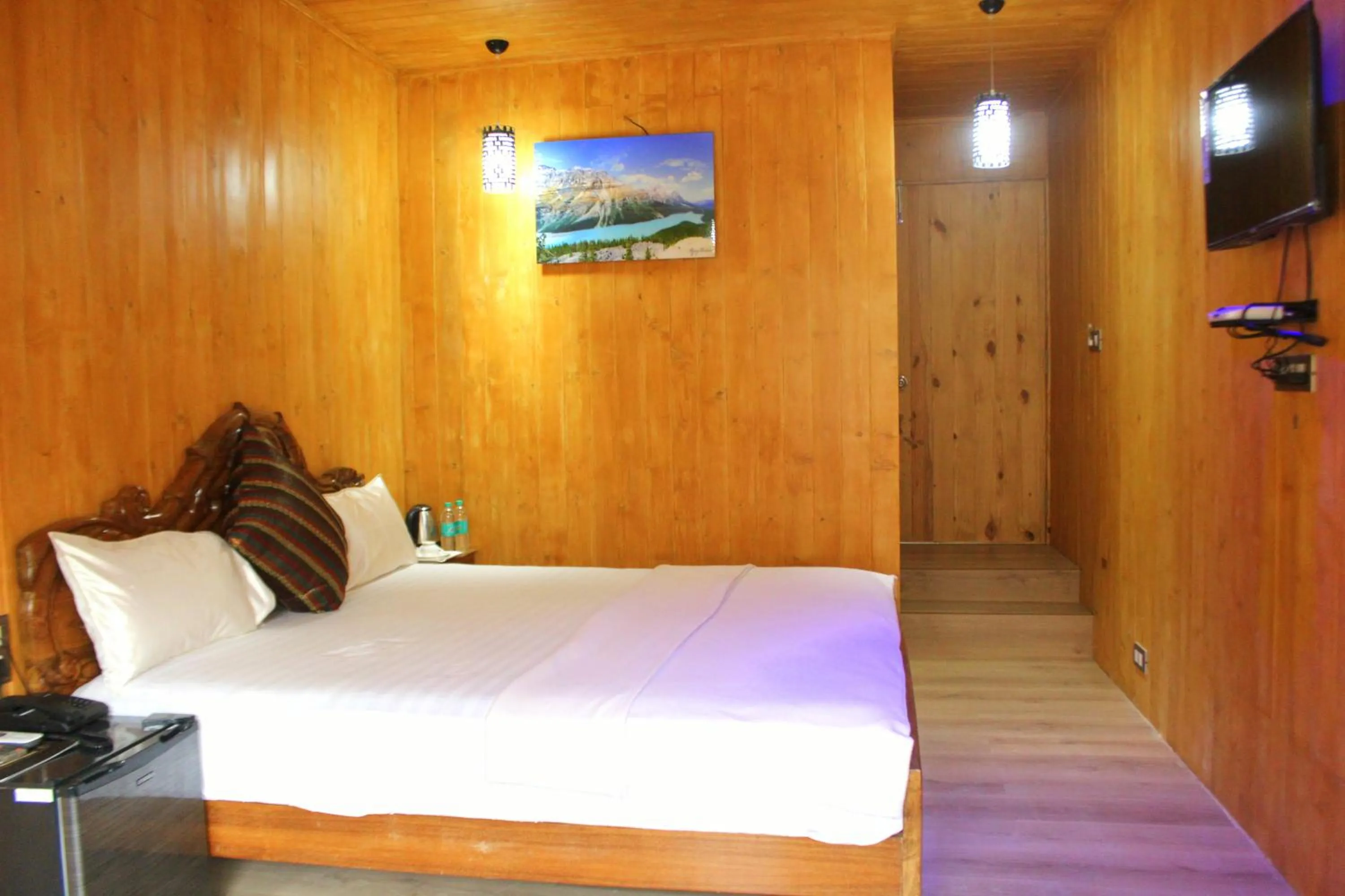 Hotel Toppers Corner