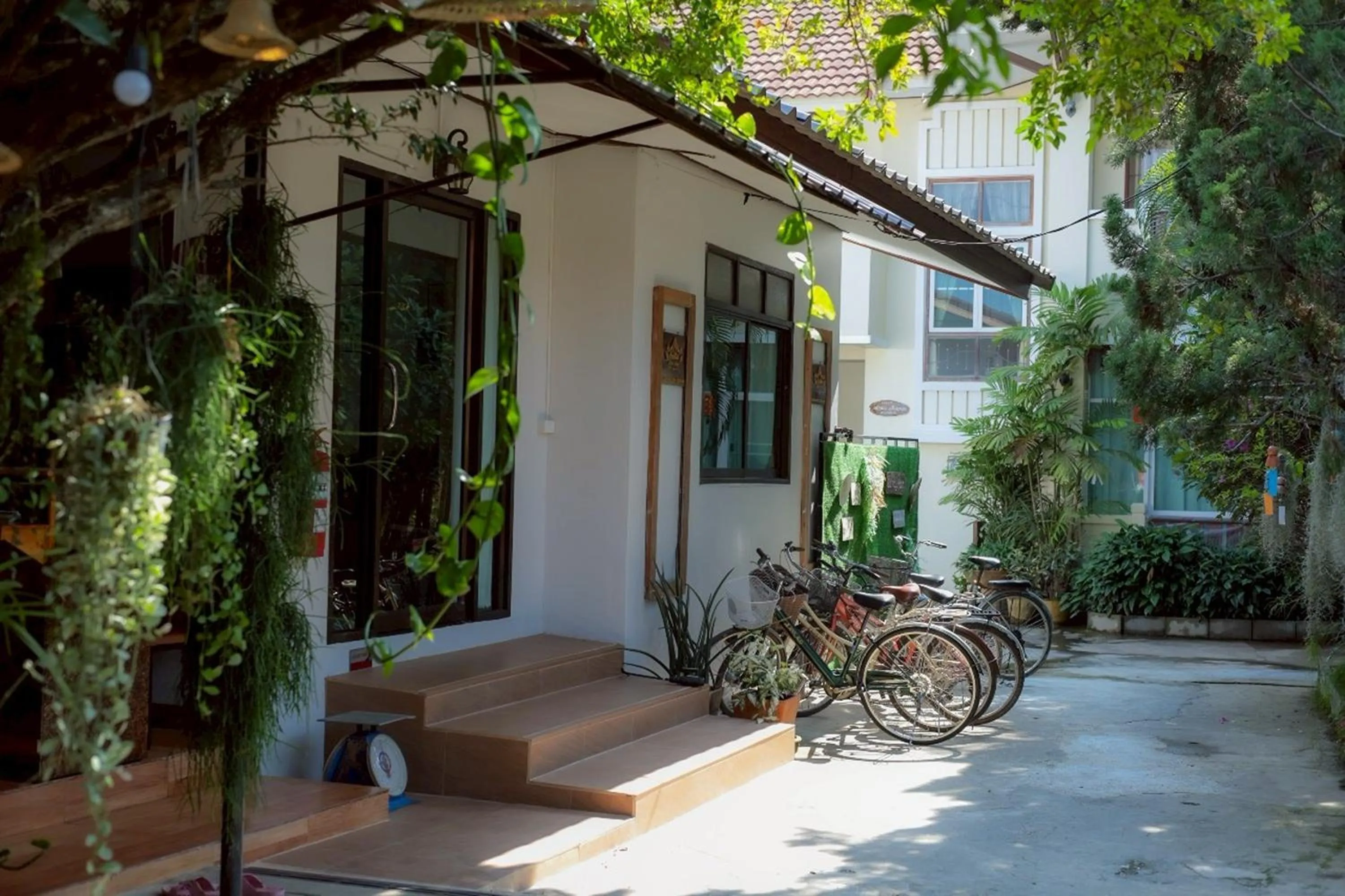 Property building in Gita's House