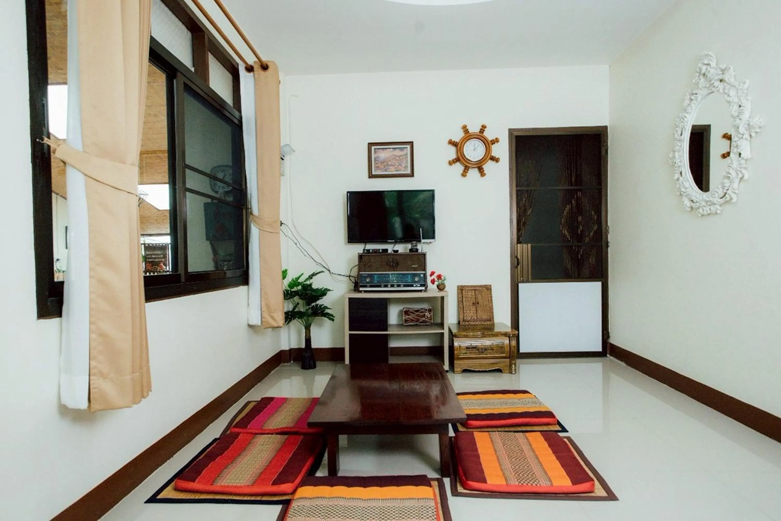 TV and multimedia in Gita's House