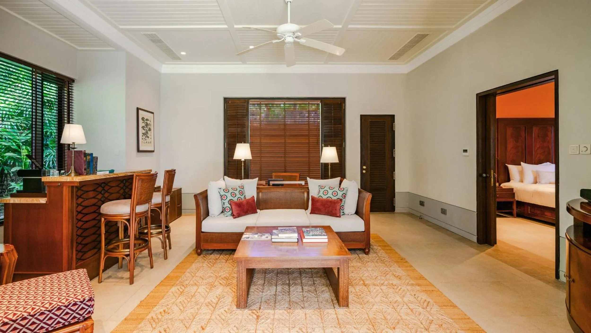 Living room, Bed in Cape Weligama - Relais and Chateaux