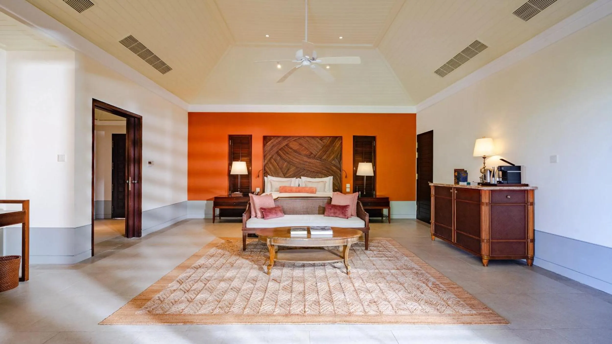 Bedroom, Bed in Cape Weligama - Relais and Chateaux