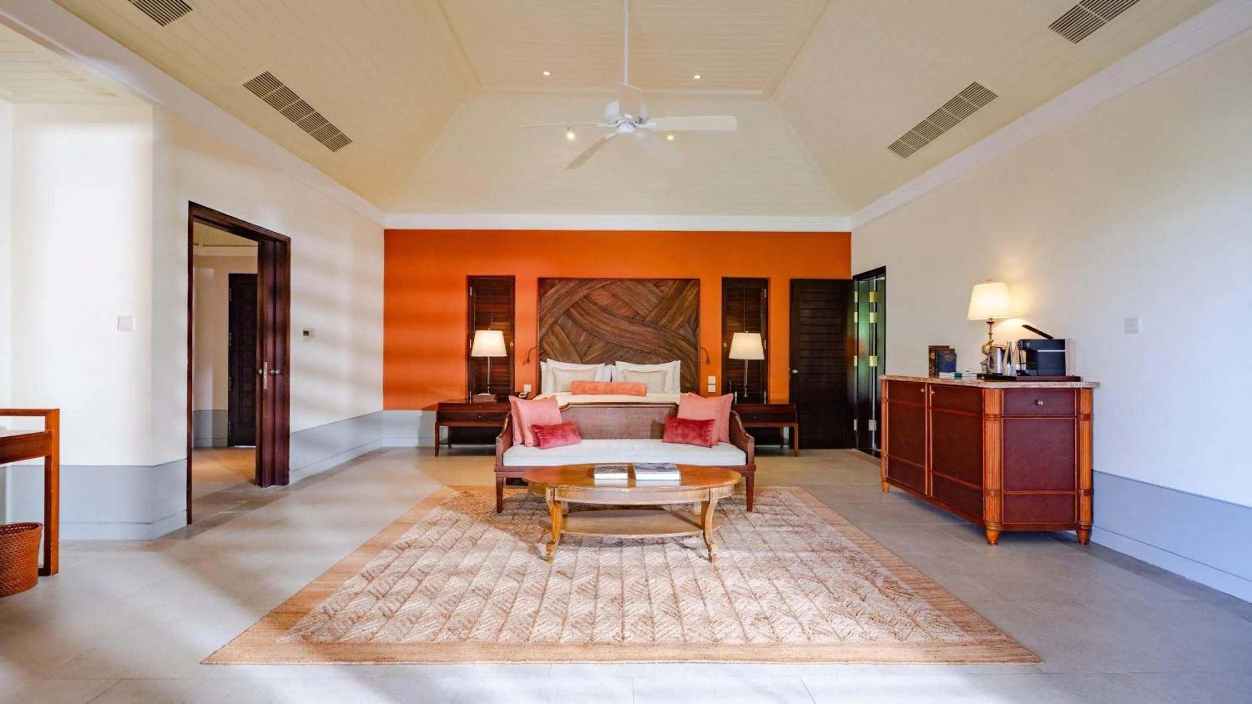 Bedroom, Bed in Cape Weligama - Relais and Chateaux