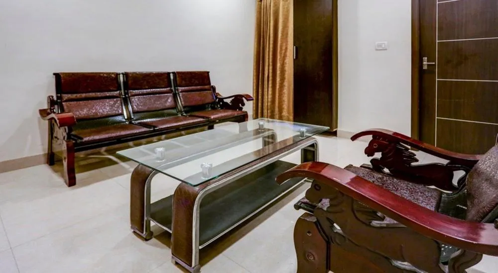 Living room in Hotel Royal Elite Madurai