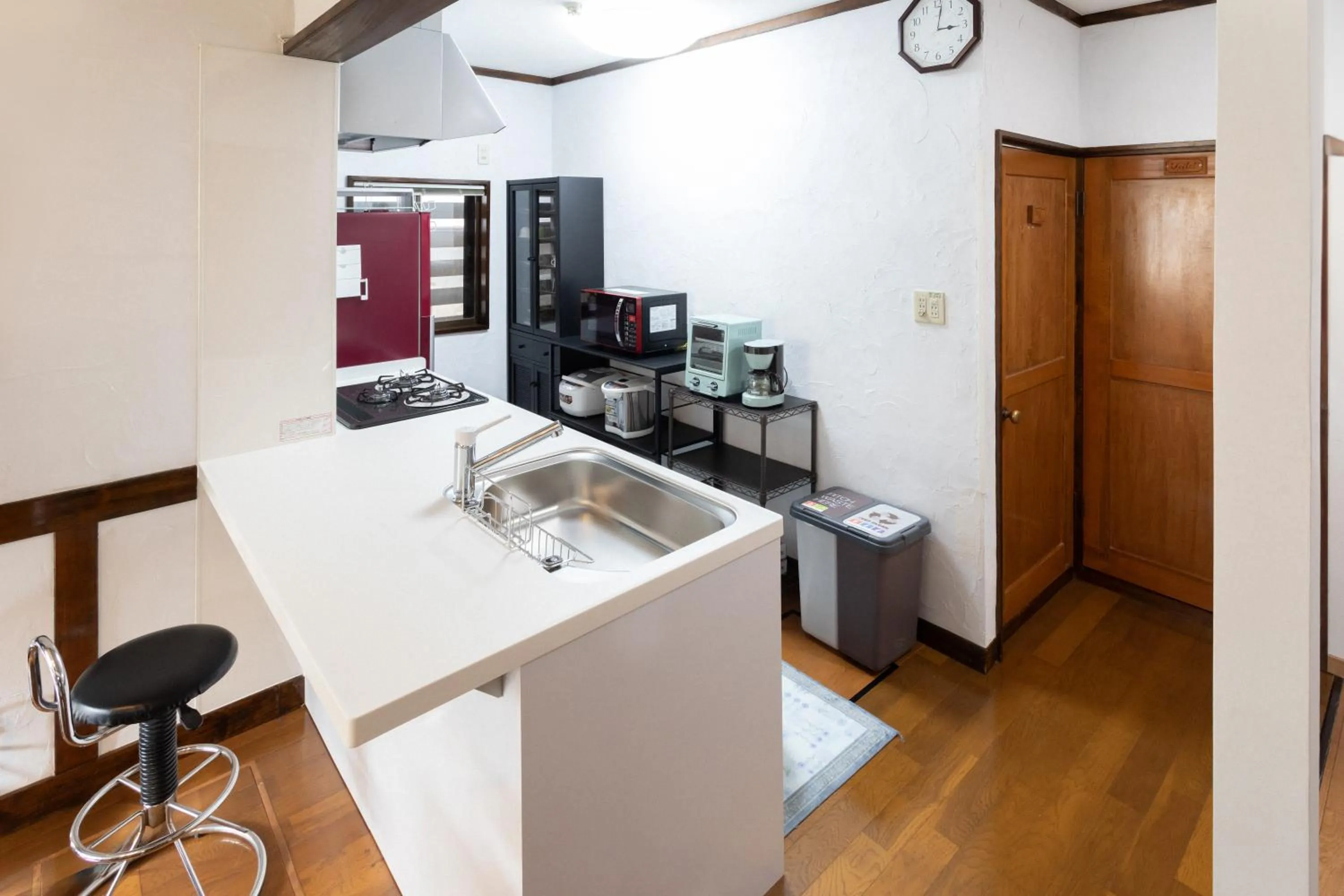 Kitchen or kitchenette in Pension Eastmountain Hakuba