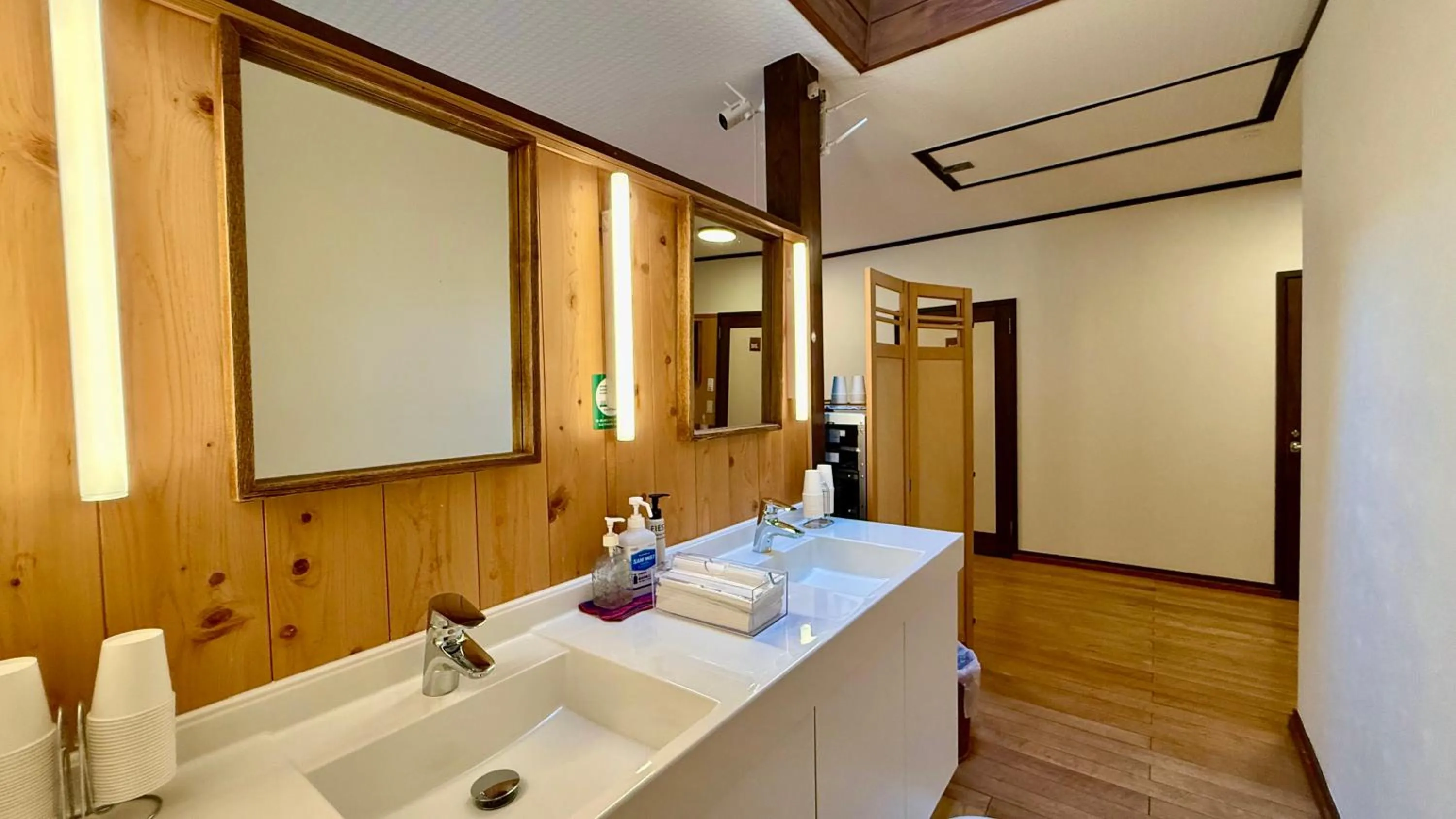 Toilet in Pension Eastmountain Hakuba