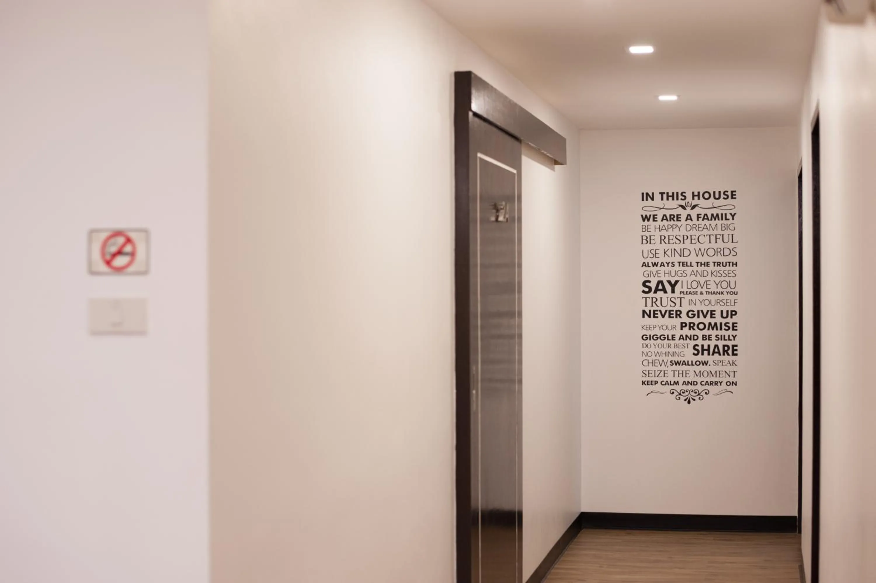 On site in Hoppers Place Donmuang