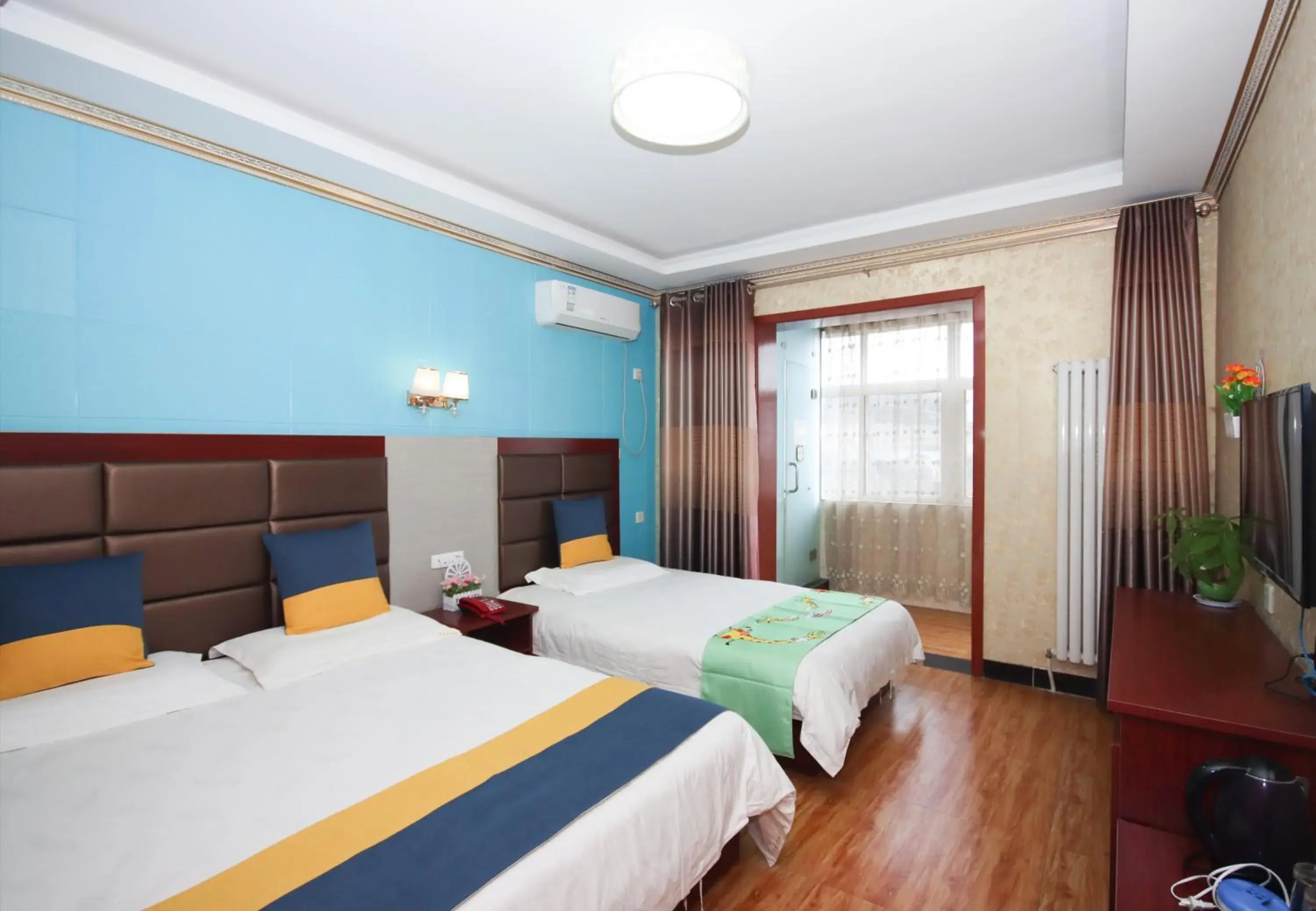 Deluxe Family Room in One Meter Sunshine Xi'an Xianyang International Airport Hotel Deluxe Family Room in One Meter Sunshine Xi'an Xianyang International Airport Hotel