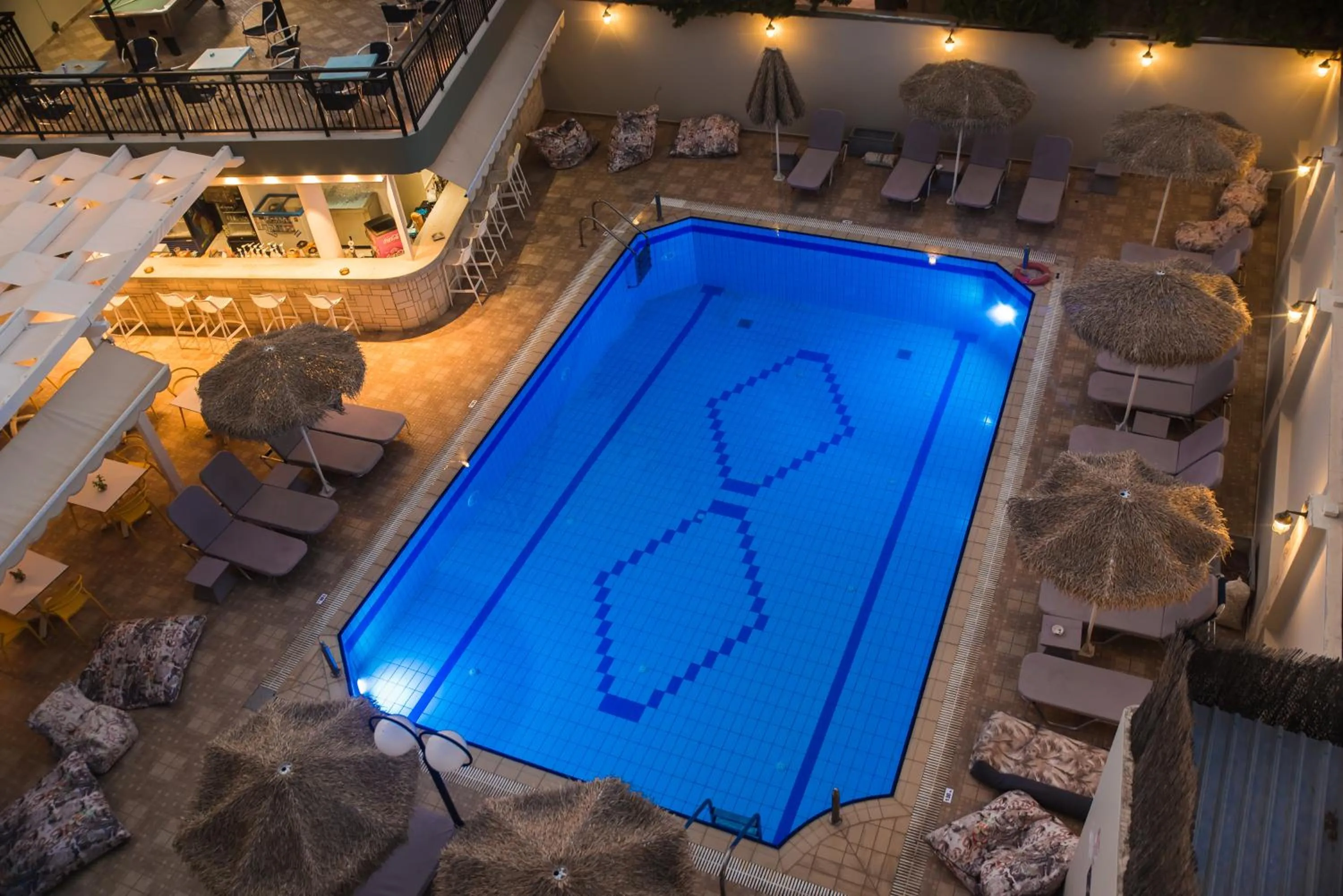 Swimming pool in Sunshine Studios