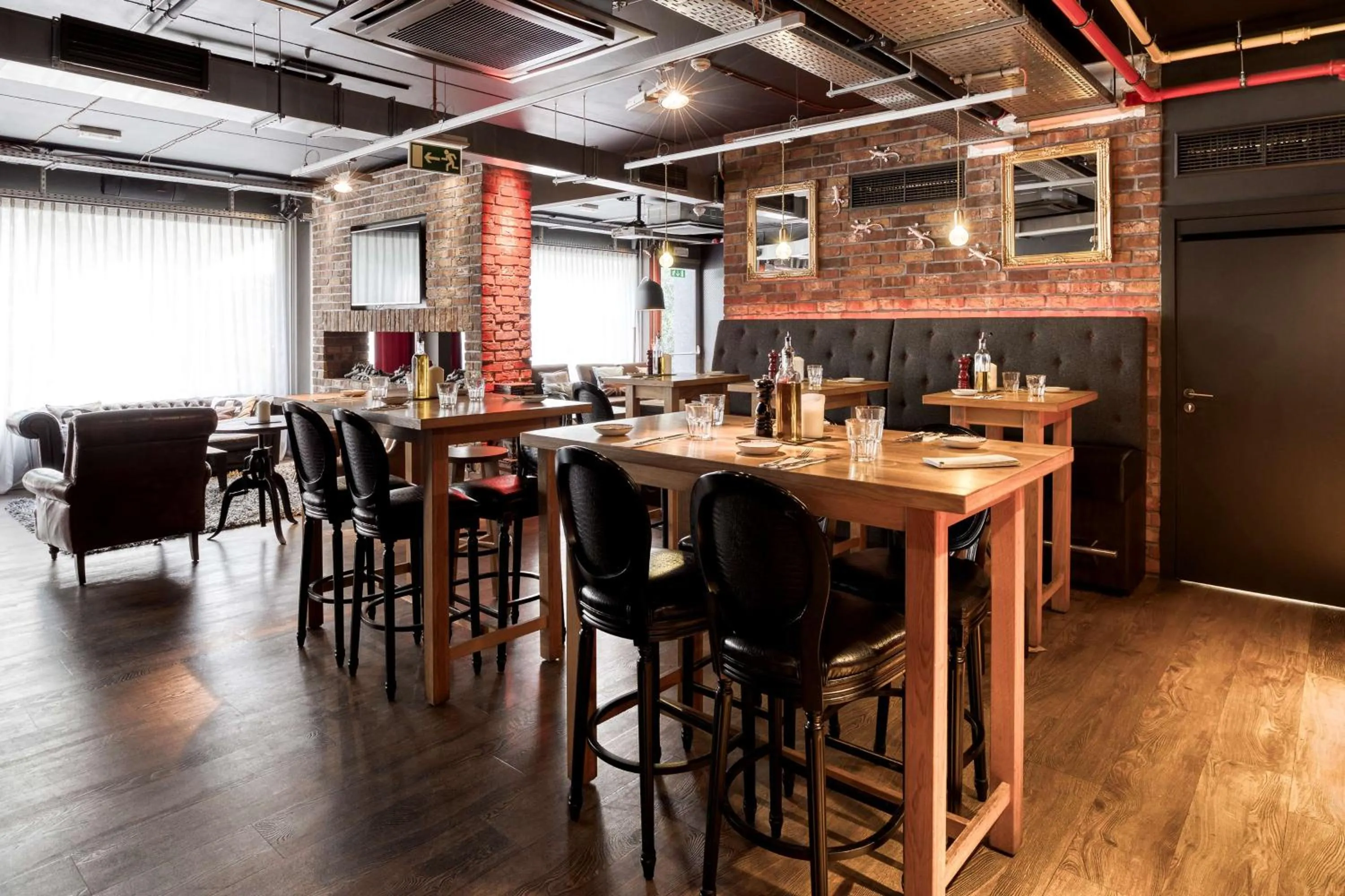 Restaurant/places to eat in Pentahotel Brussels Airport