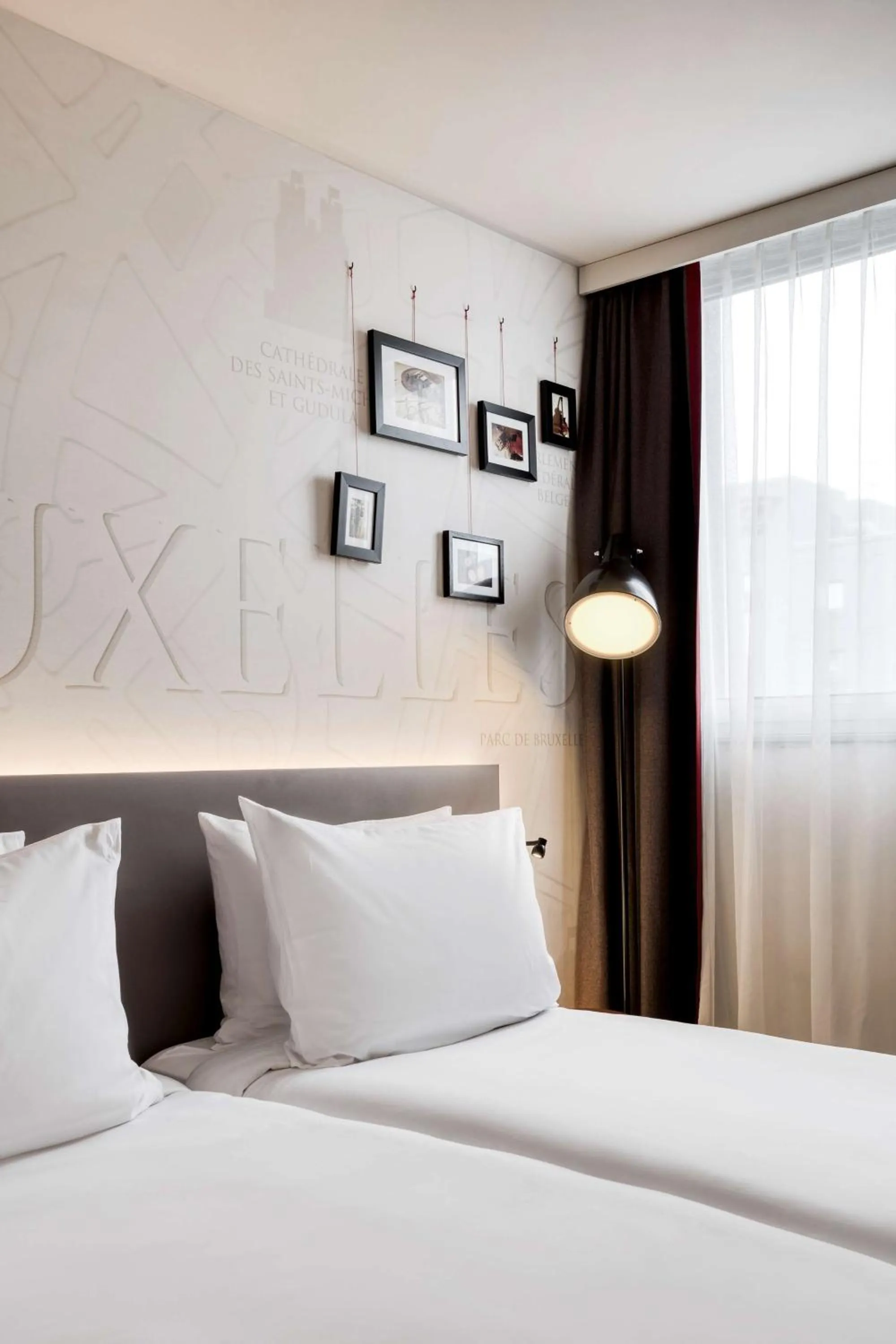 Bedroom, Bed in Pentahotel Brussels Airport