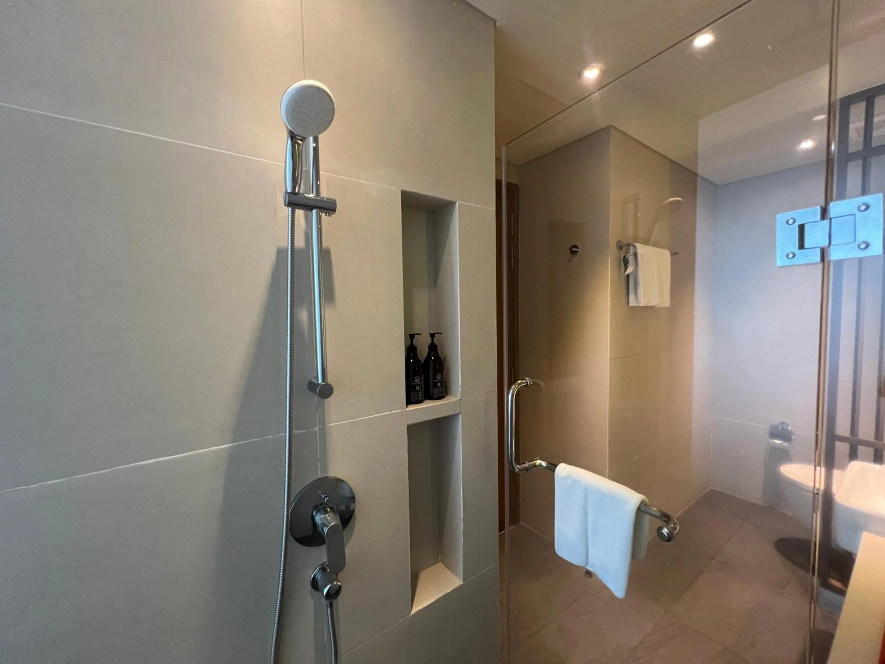 Shower in Citadines Bayfront Nha Trang