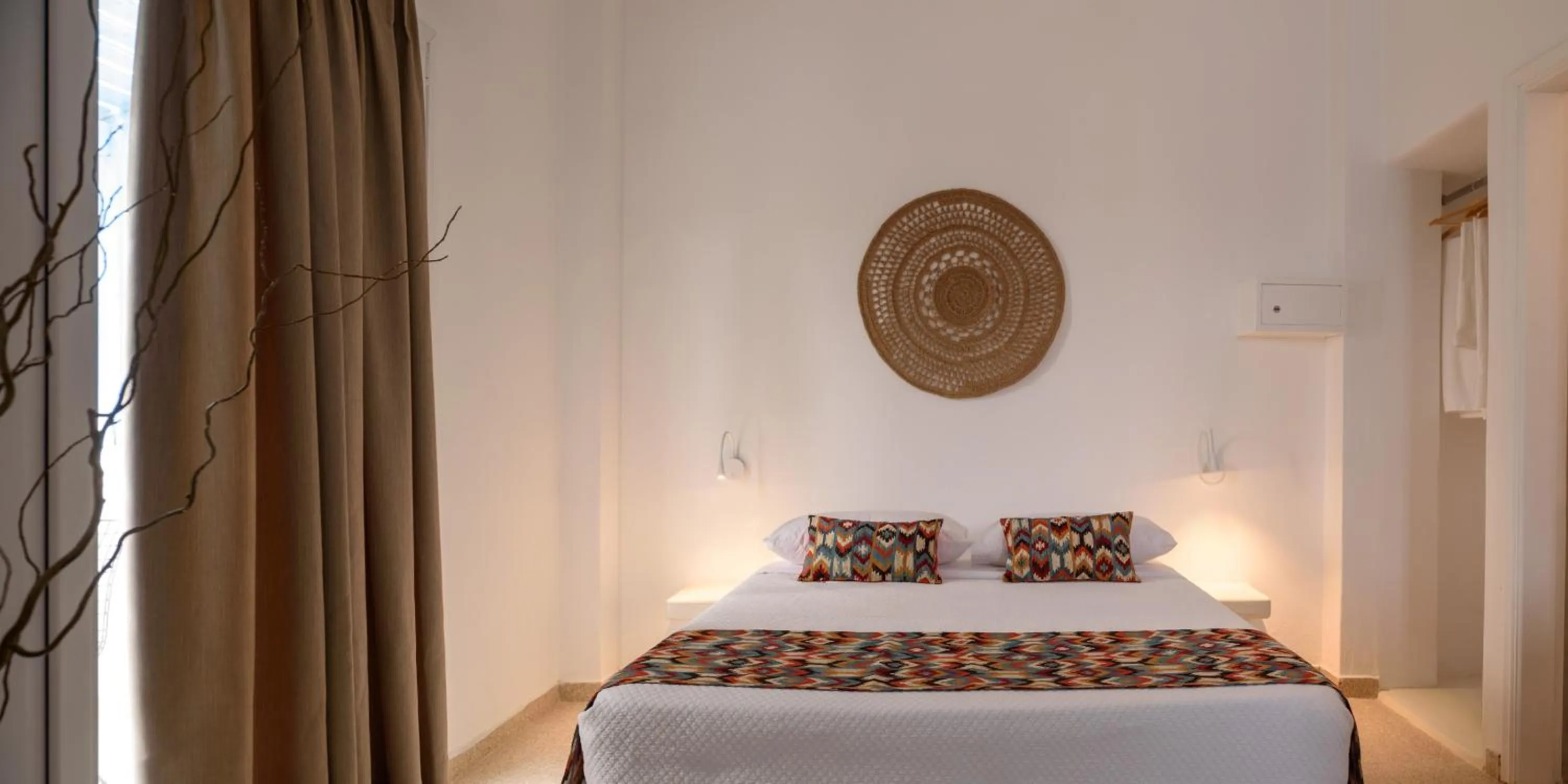 Bed in Cal Day Rooms Santorini