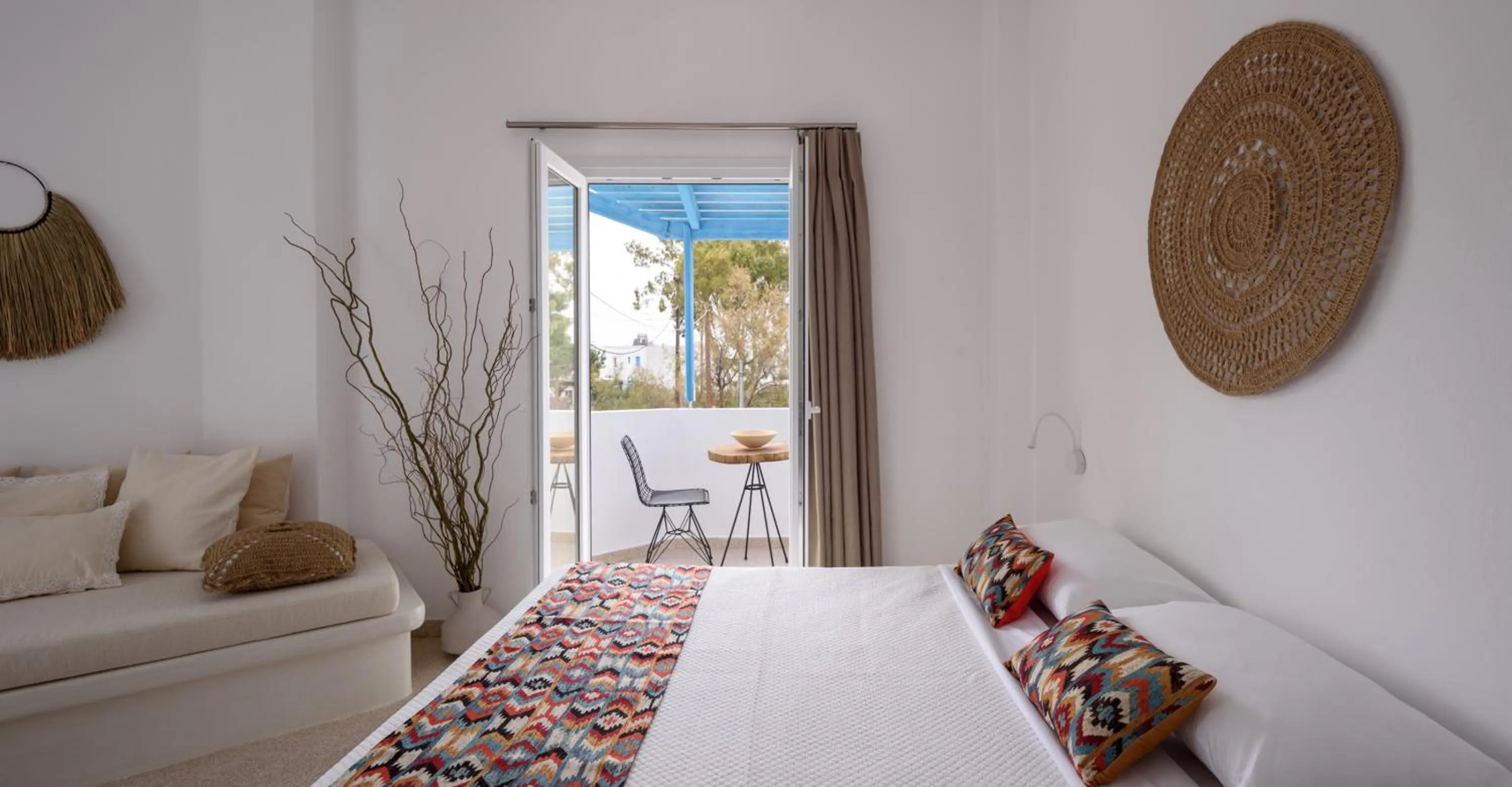 Bed in Cal Day Rooms Santorini