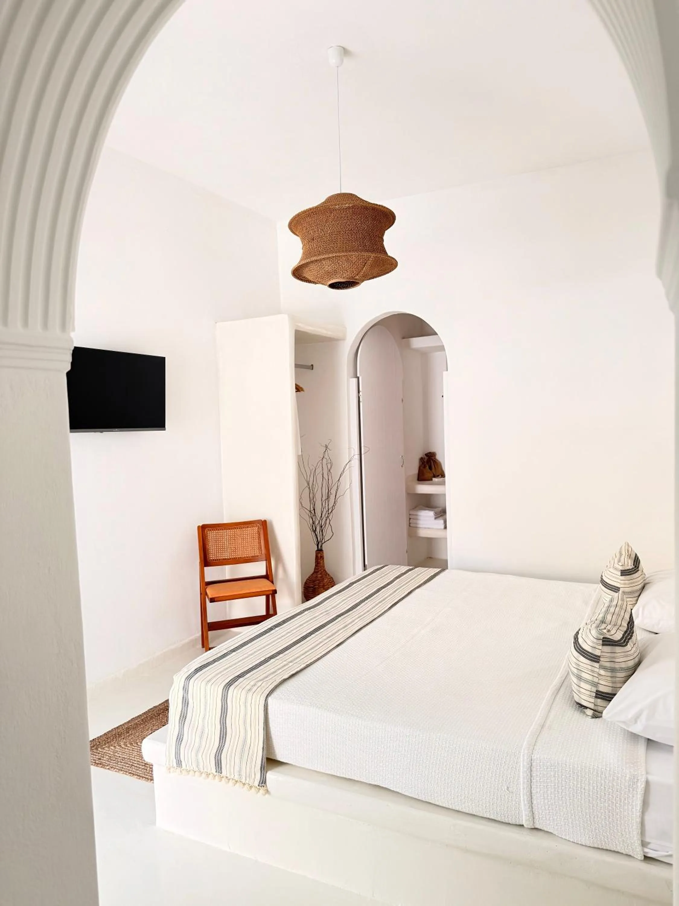 Bed in Cal Day Rooms Santorini