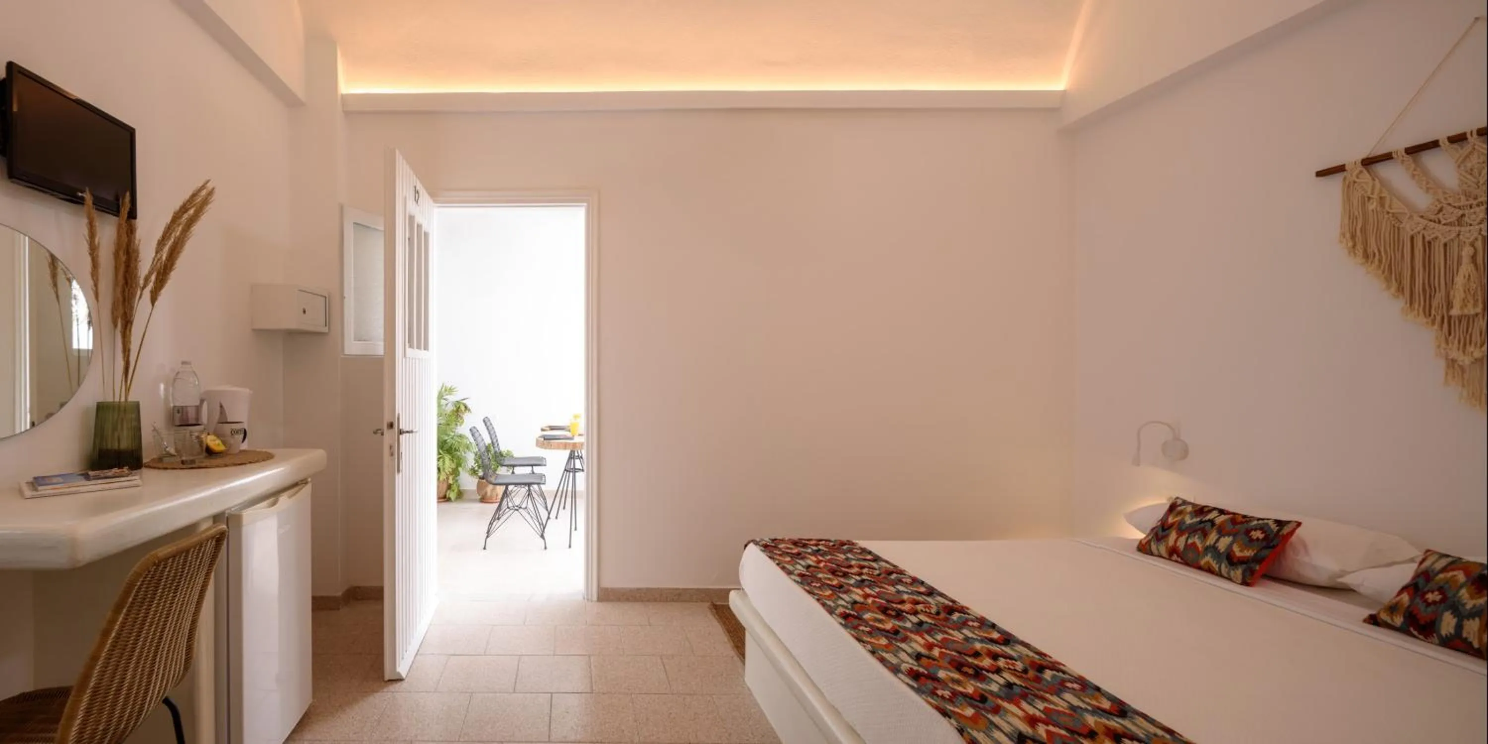 Bed in Cal Day Rooms Santorini