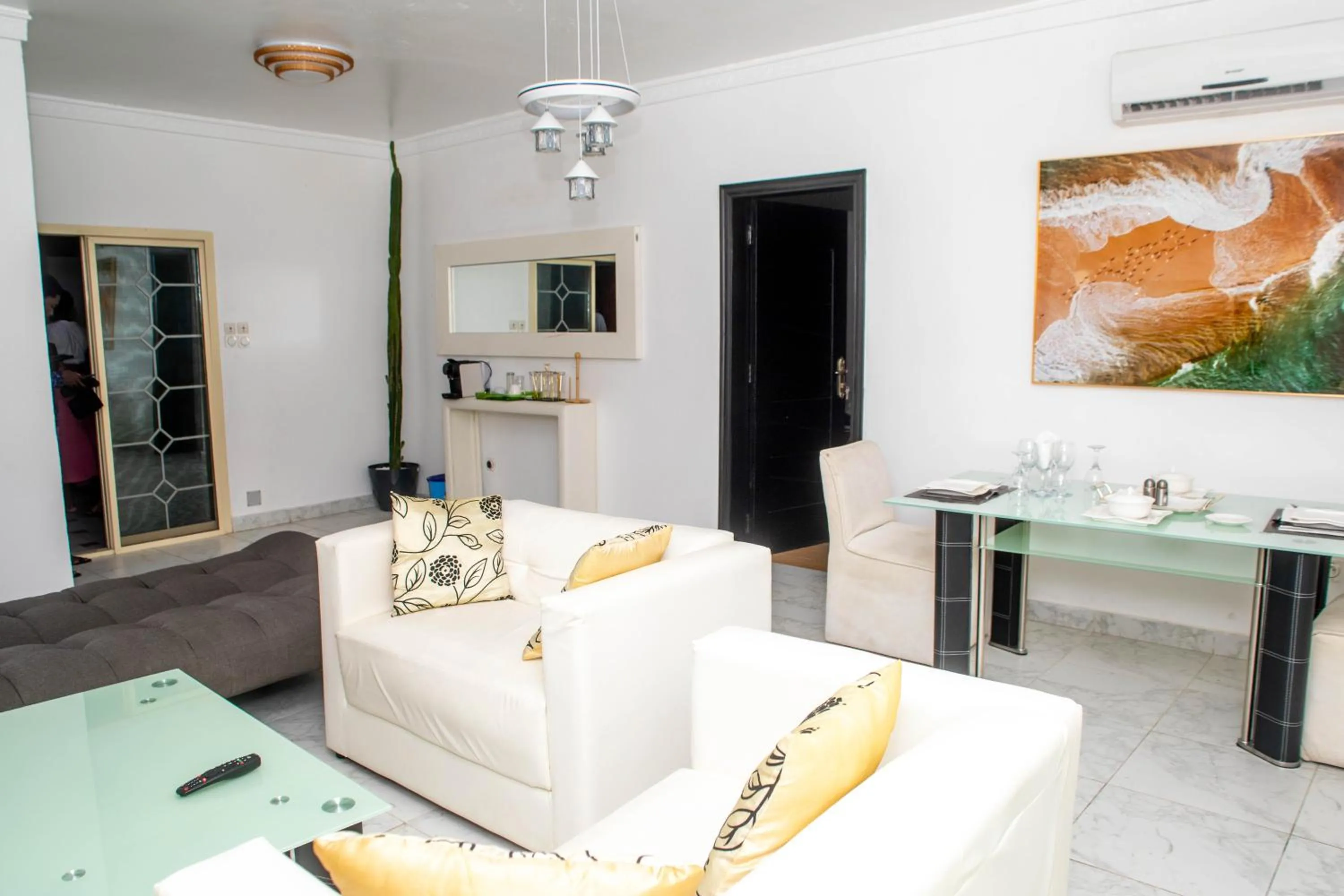 Living room in Hotel Les Orchidées