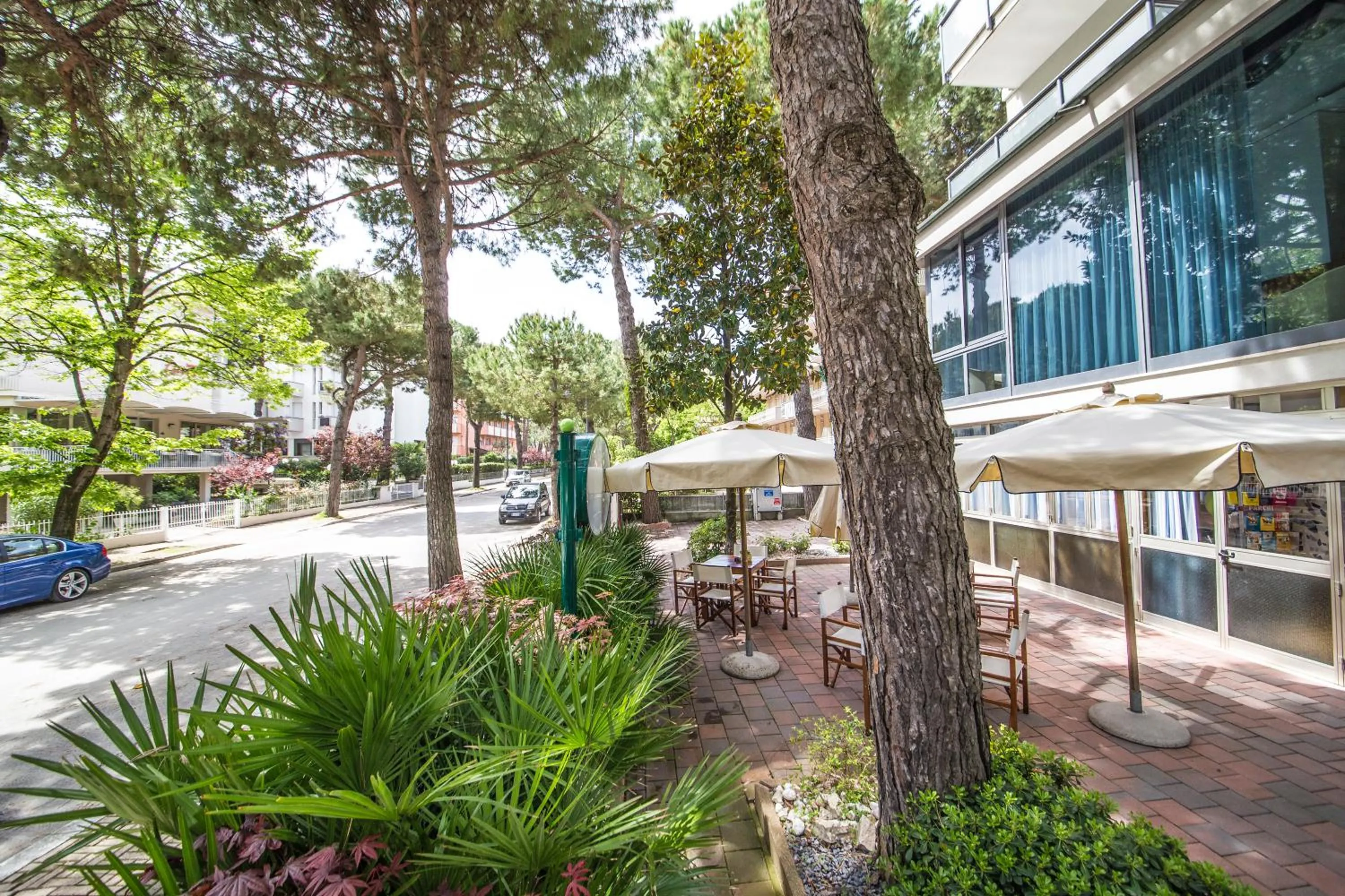 Property building in Renzo Hotel