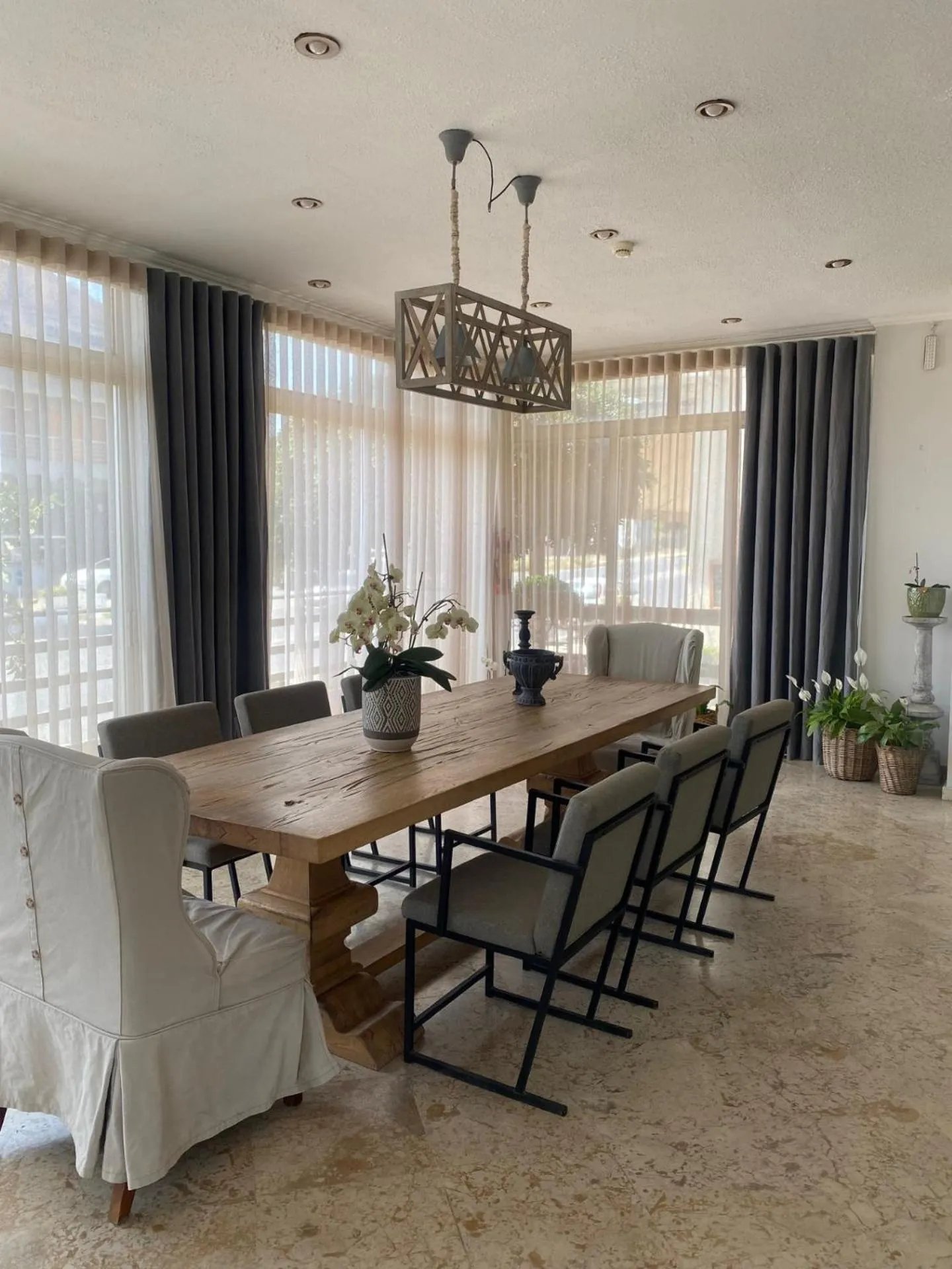 Communal lounge/ TV room in Messini Hotel