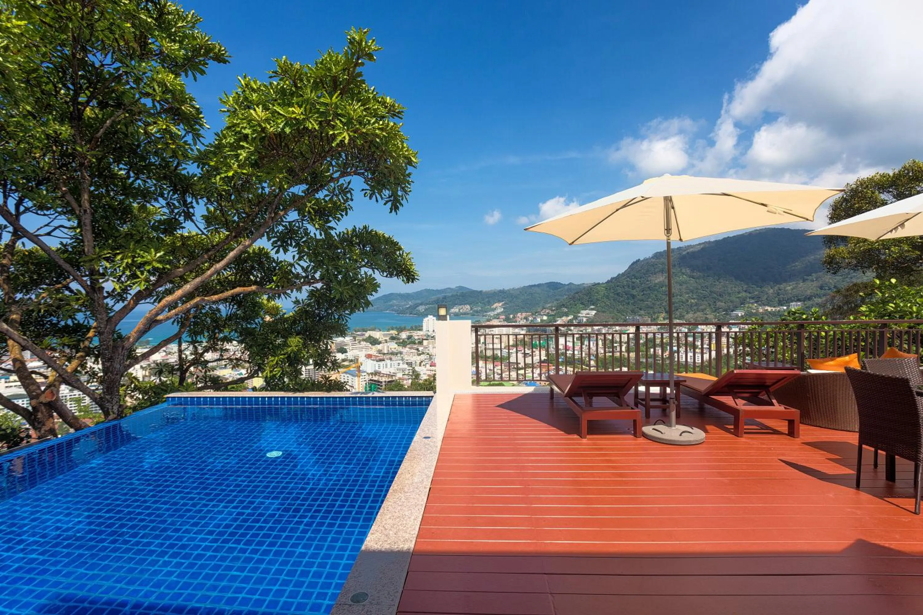 Swimming pool in Sunset Bay View Phuket