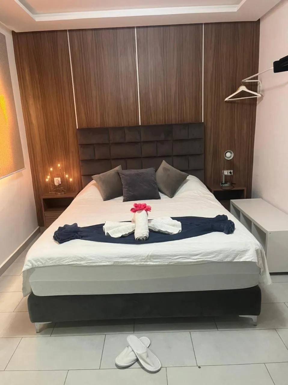 Bed in Appart Hotel Monaco