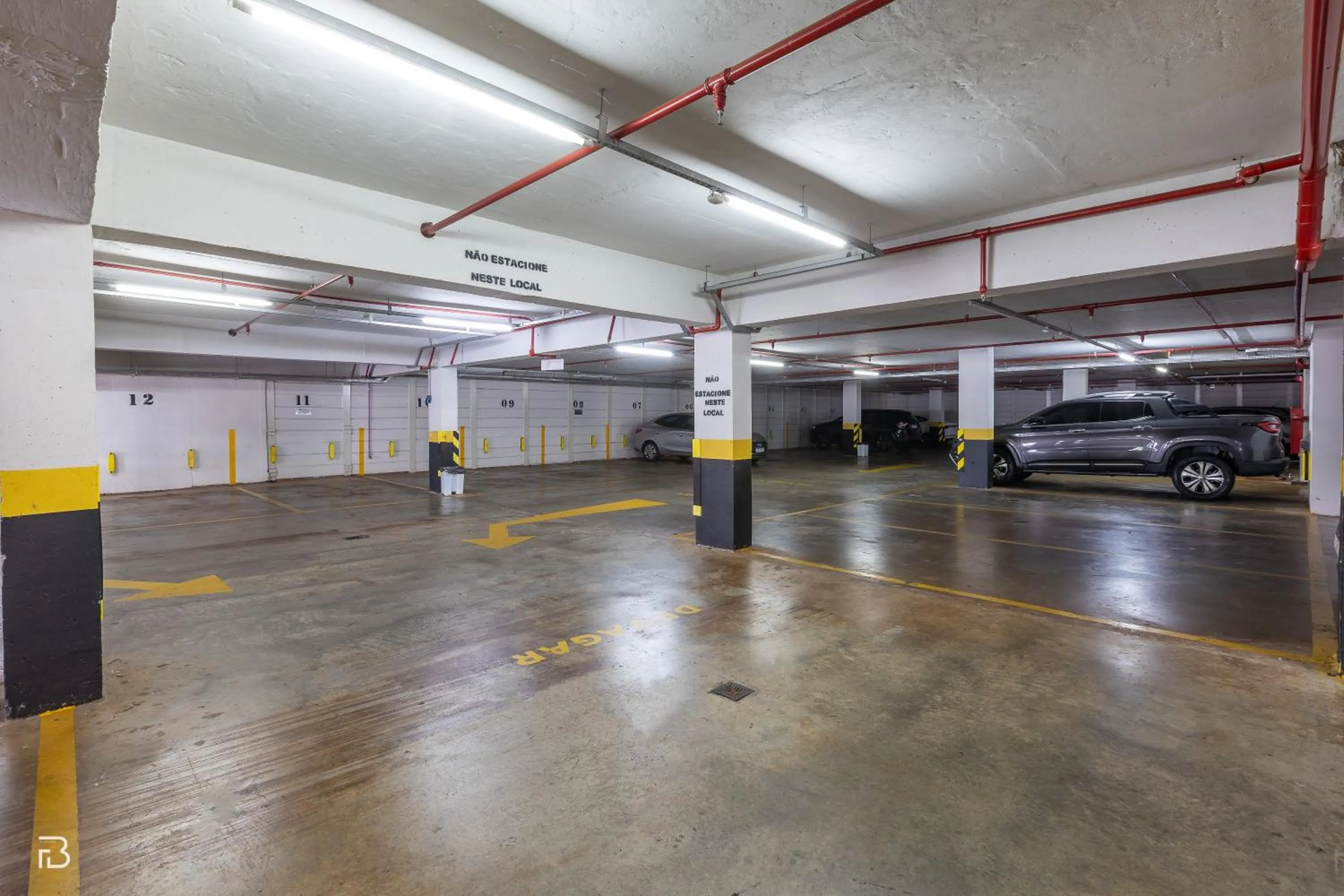 Parking in Gran Executive Hotel