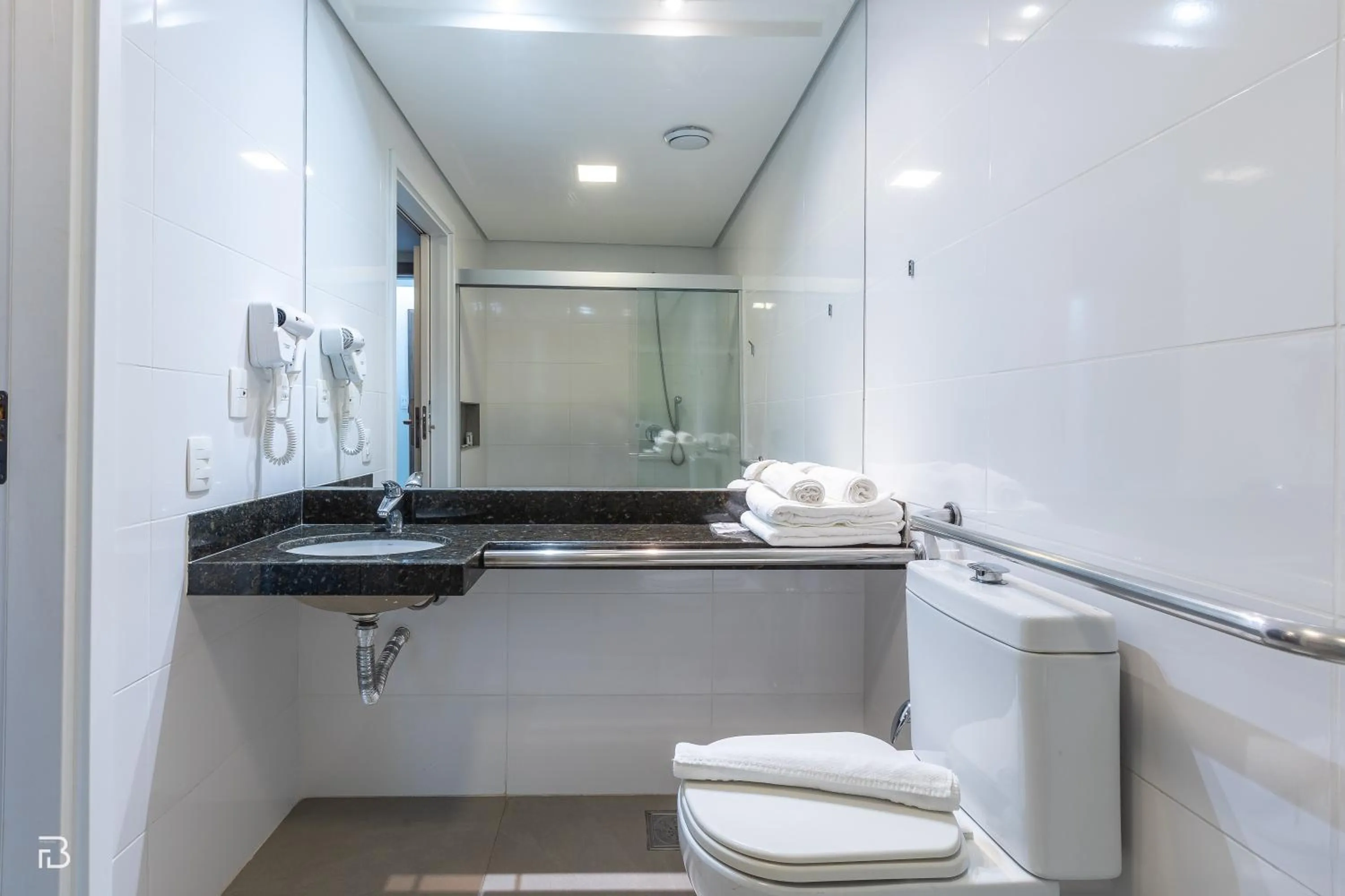 Bathroom in Gran Executive Hotel