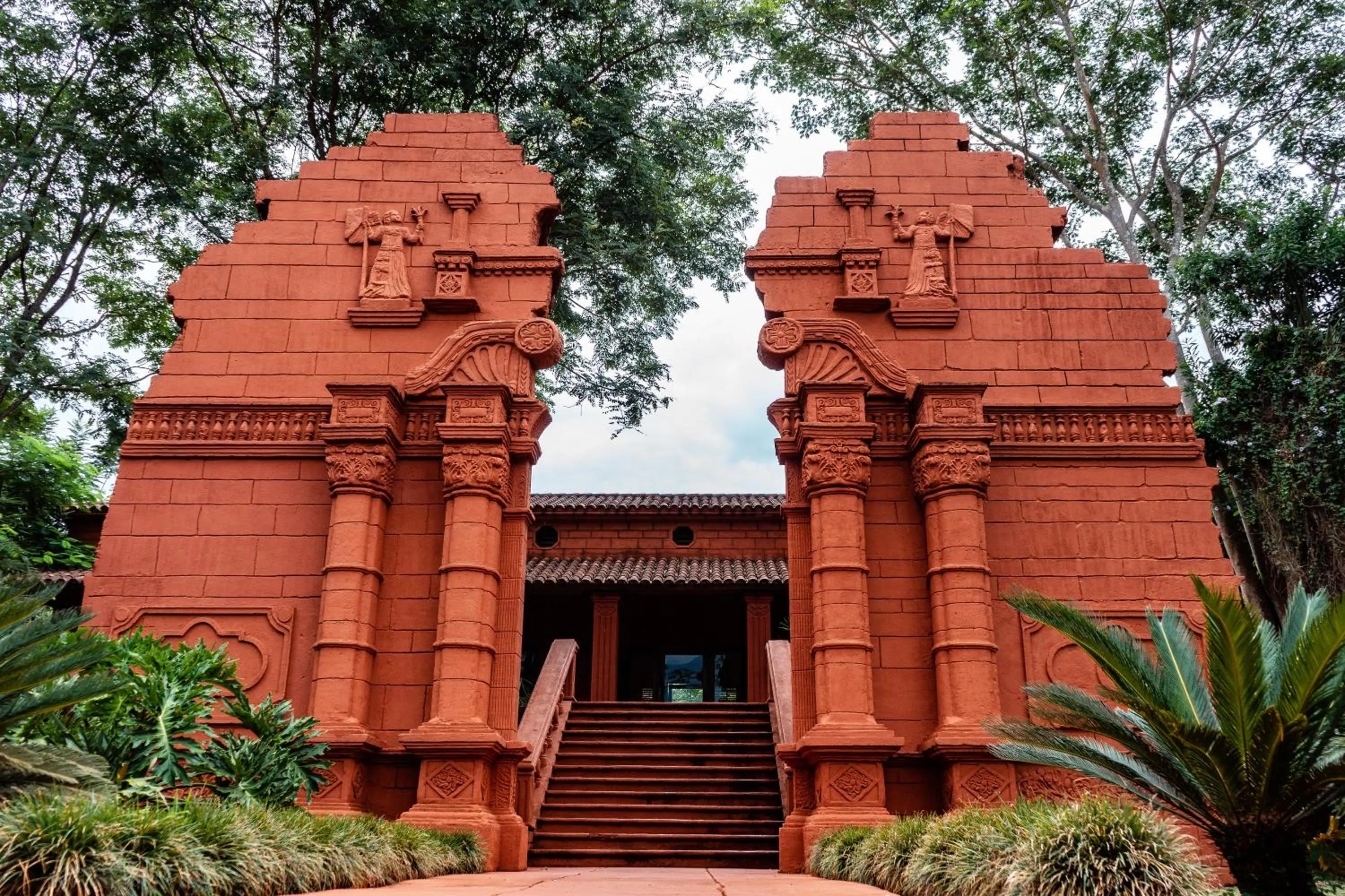 Facade/entrance in Hotel Guaminí Misión