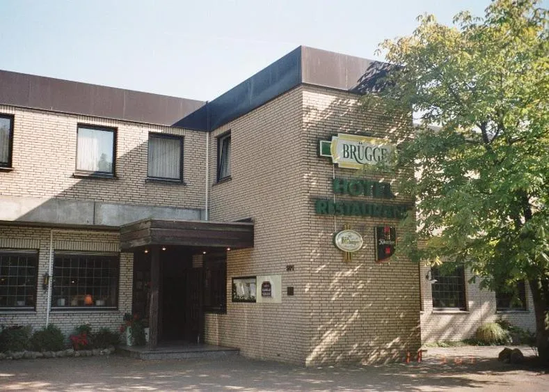 Facade/entrance in Hotel Brügge