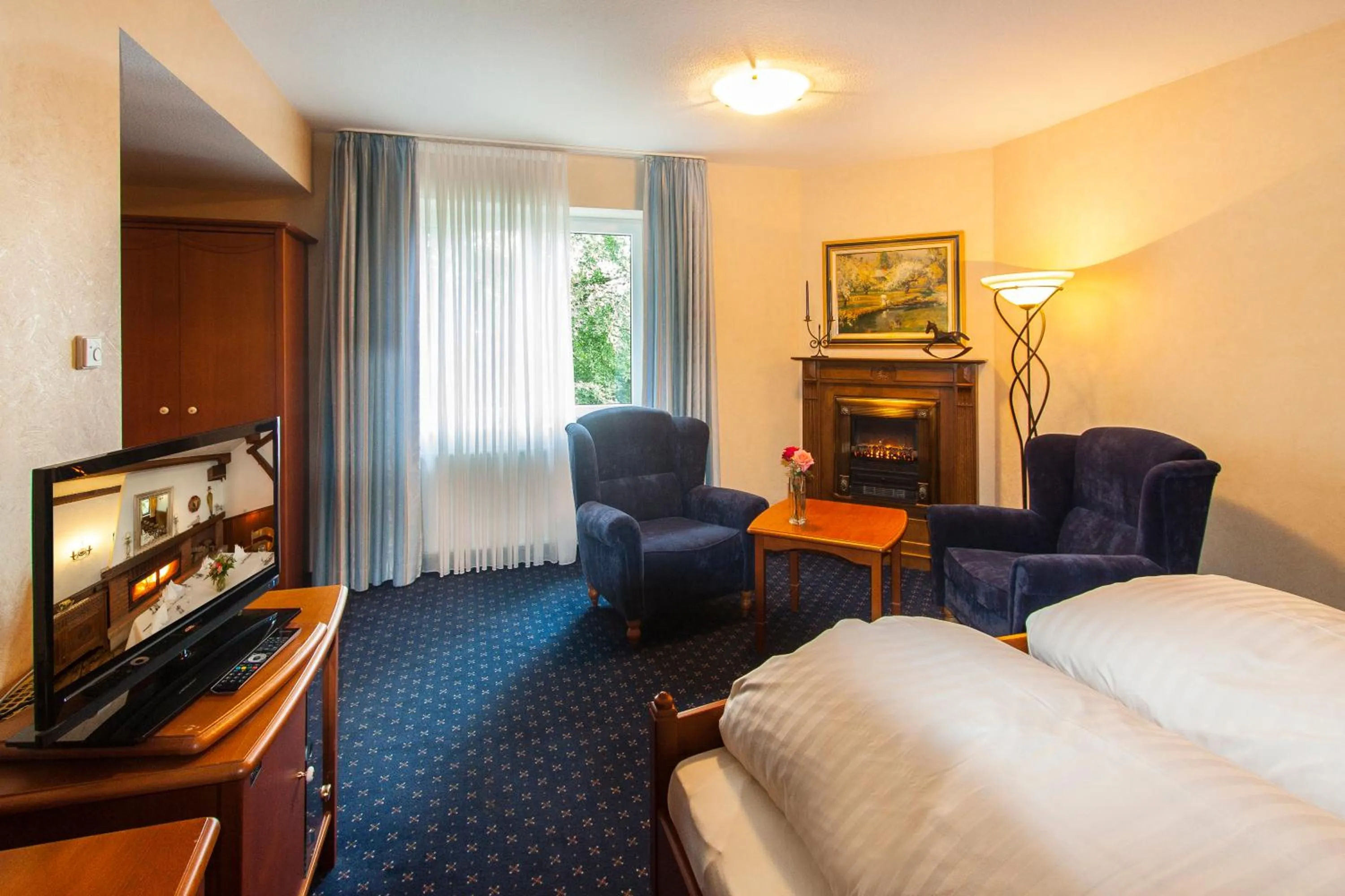 Photo of the whole room, Bed in Hotel Brügge