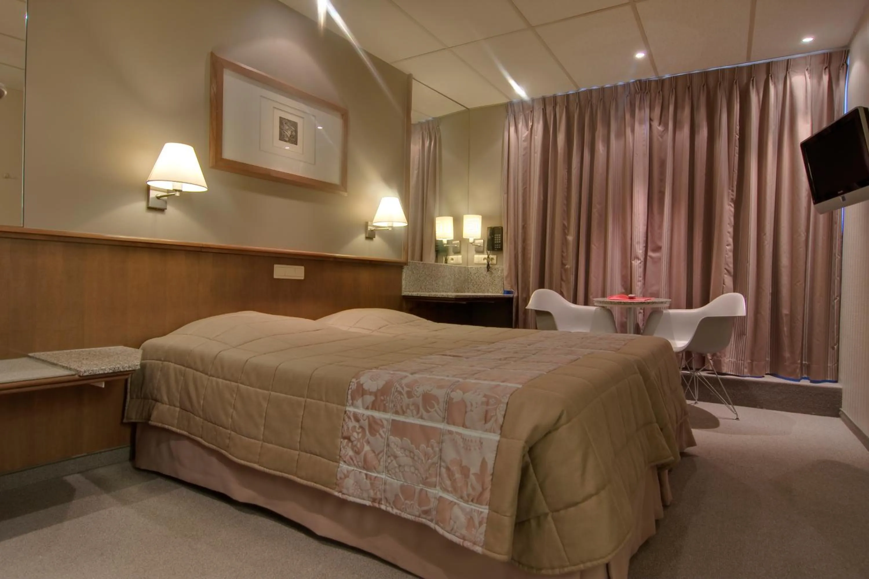 Bedroom in Hotel Glenmore