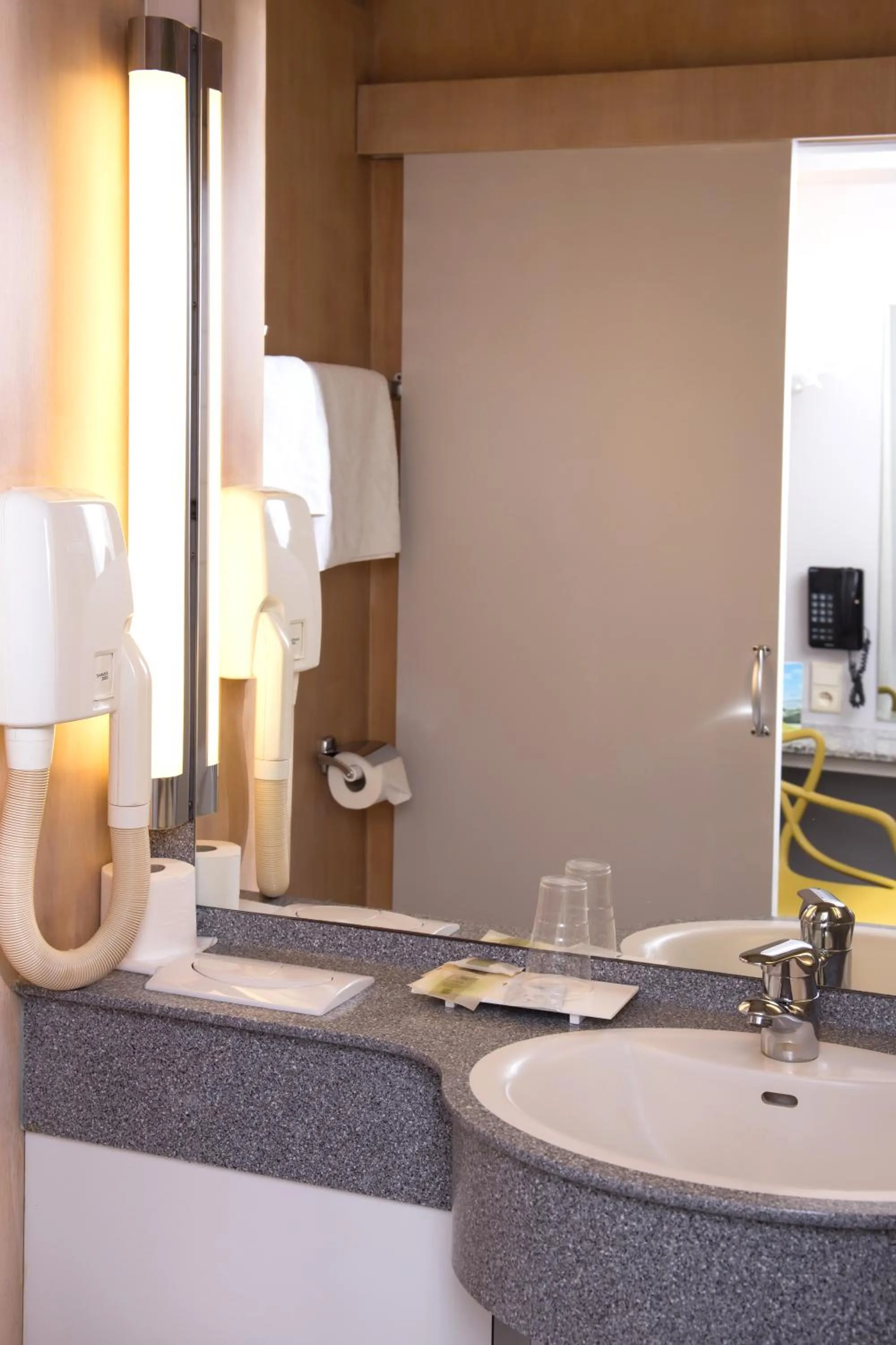 Bathroom in Hotel Glenmore