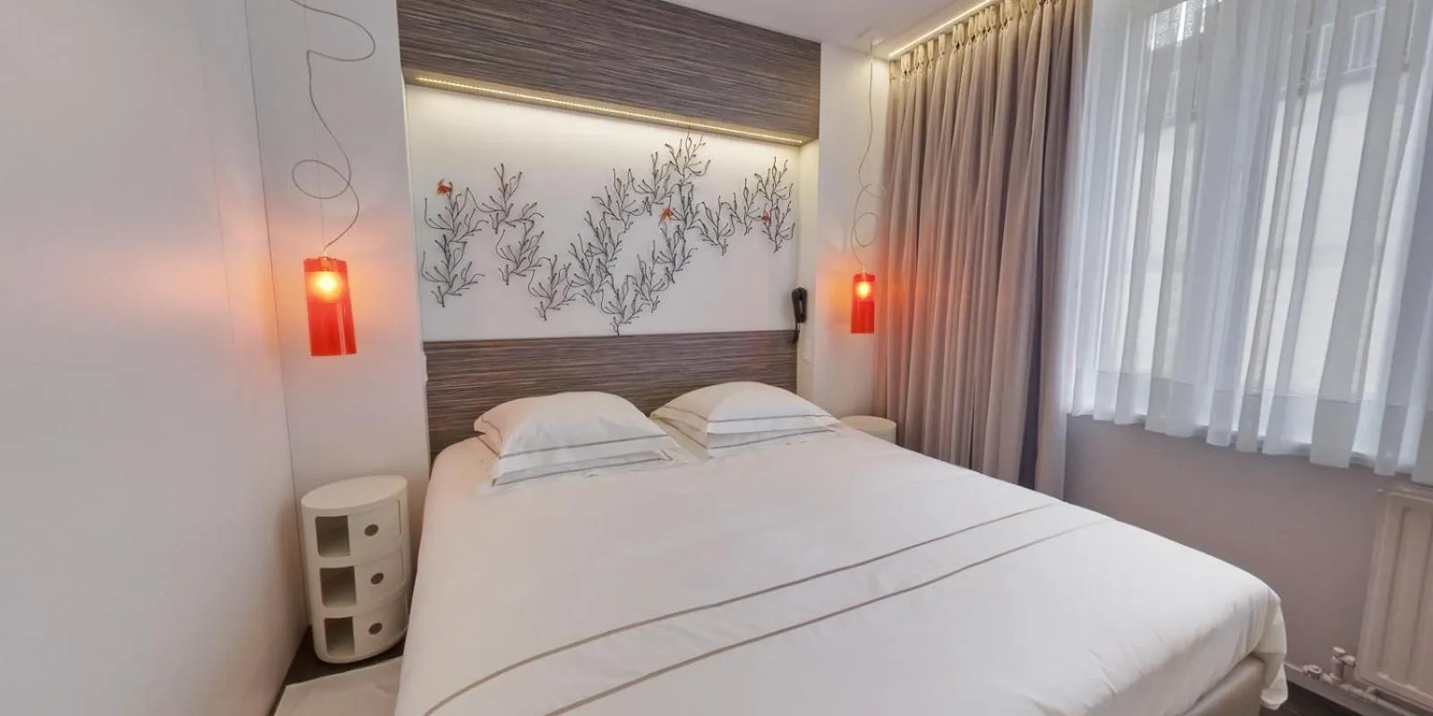 Bed in Hotel Glenmore