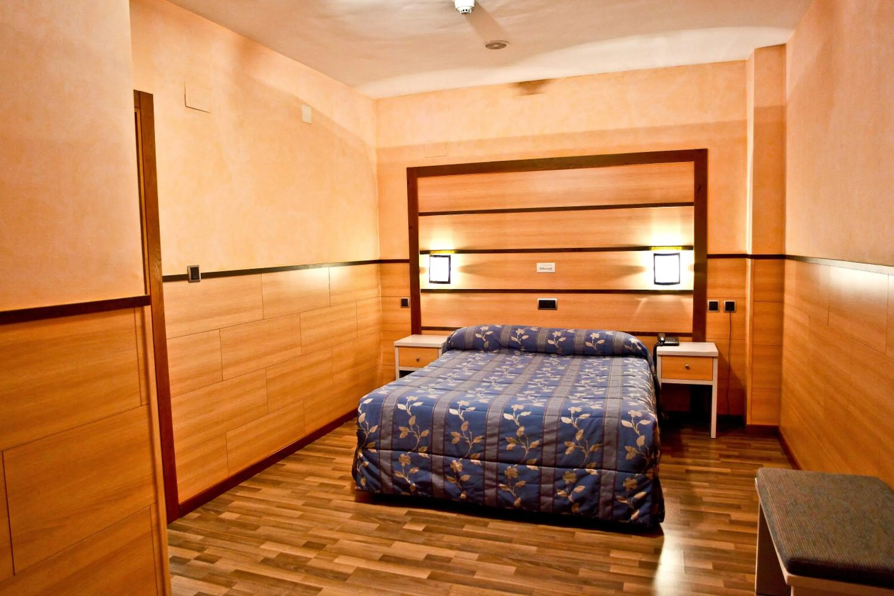 Decorative detail, Bed in Hotel Pio XII Jumilla