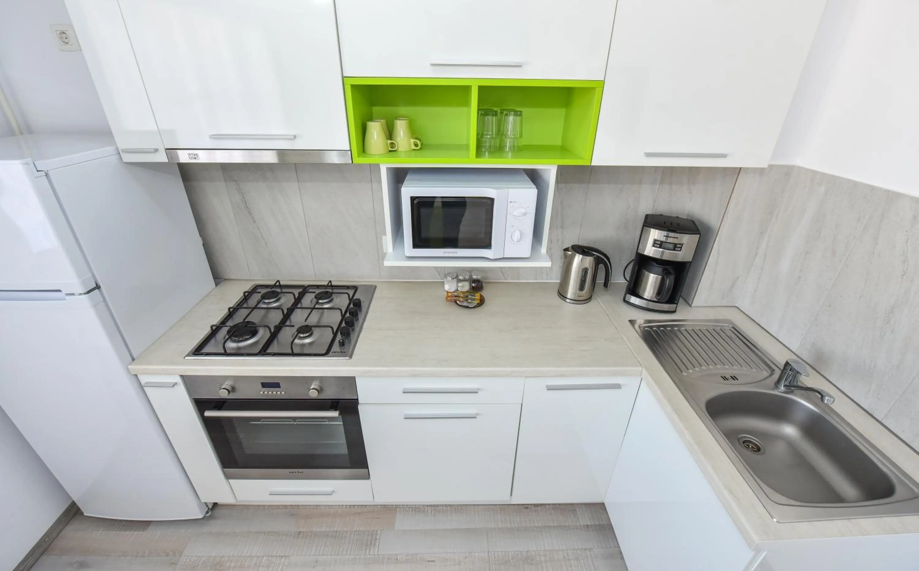 Coffee/tea facilities in Harmony Suites