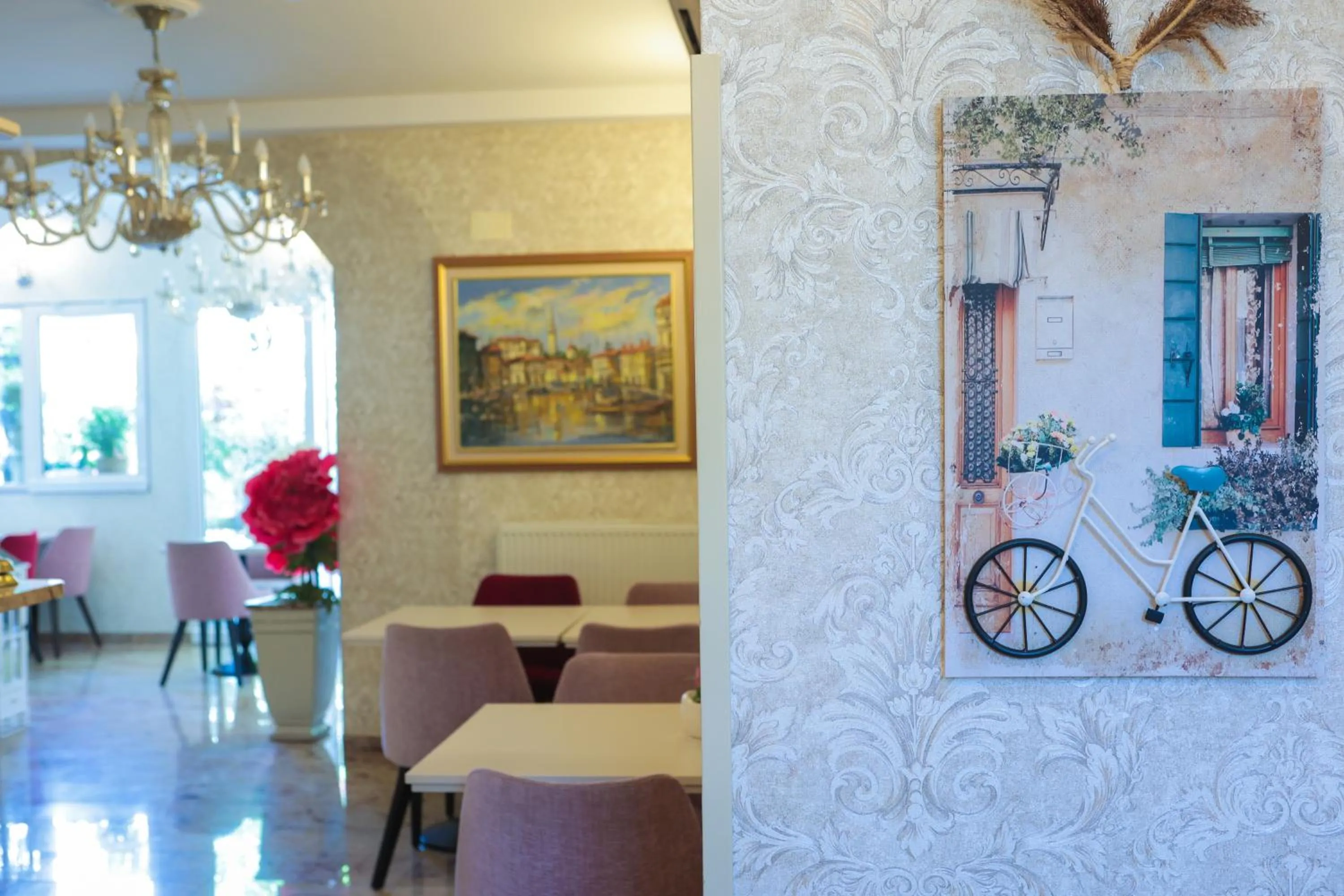 Dining area in Boutique Hotel Asteria