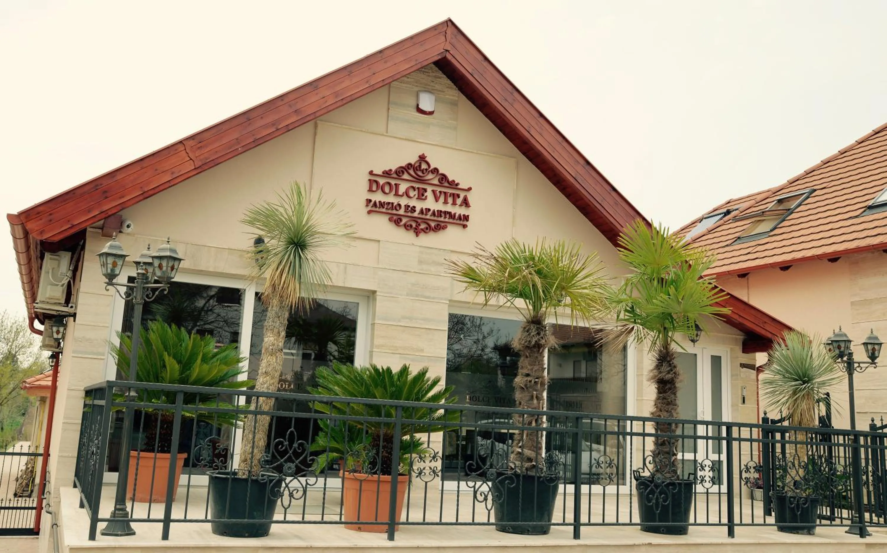 Facade/entrance in Hotel Dolce Vita