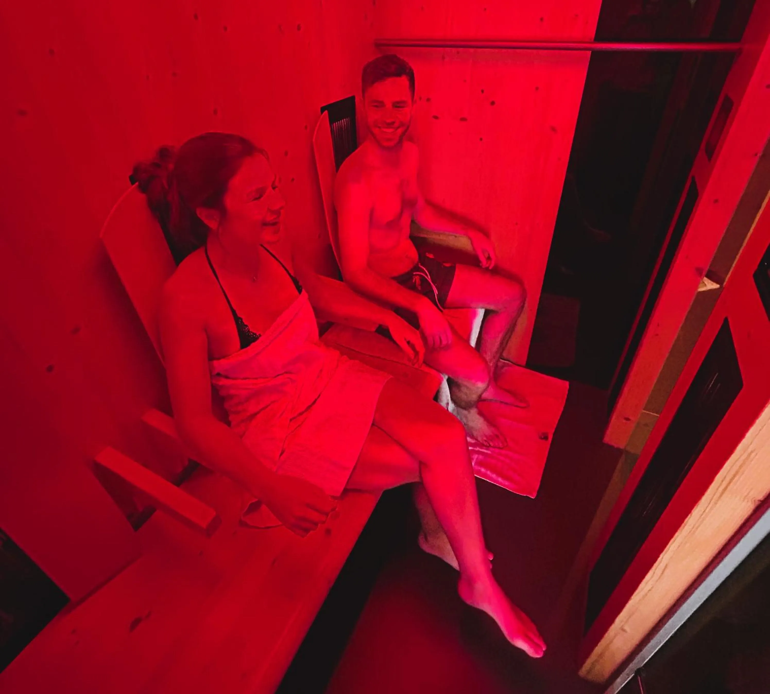 Spa and wellness centre/facilities in Hôtel L'Amandier